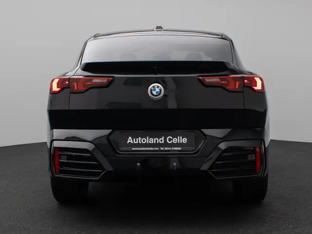 BMW X2 view 8