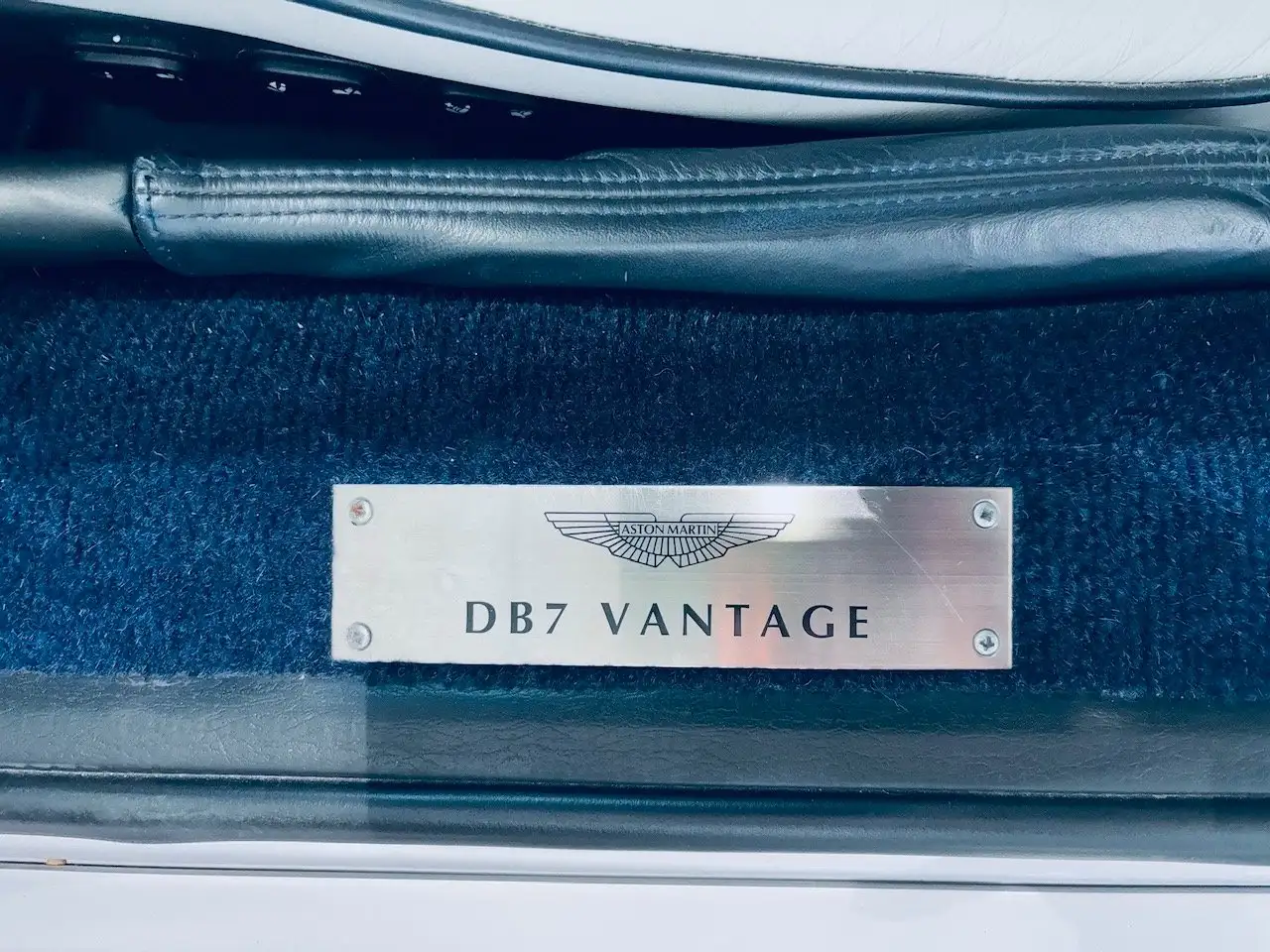 Aston Martin DB7 Vantage, foto 10