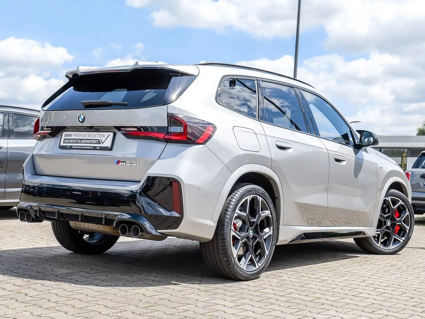 BMW X1 M35i xDrive M Sport Pro Pano HuD DA Prof. H/K PA+ Zilver - 2