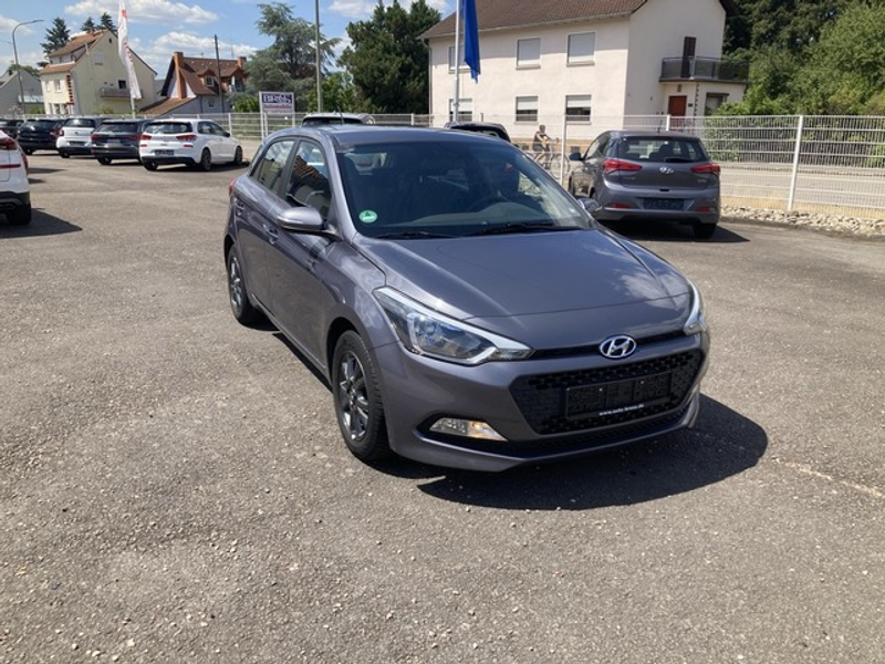 Hyundai i20 YES! Klima ALU SHZ — photo 2