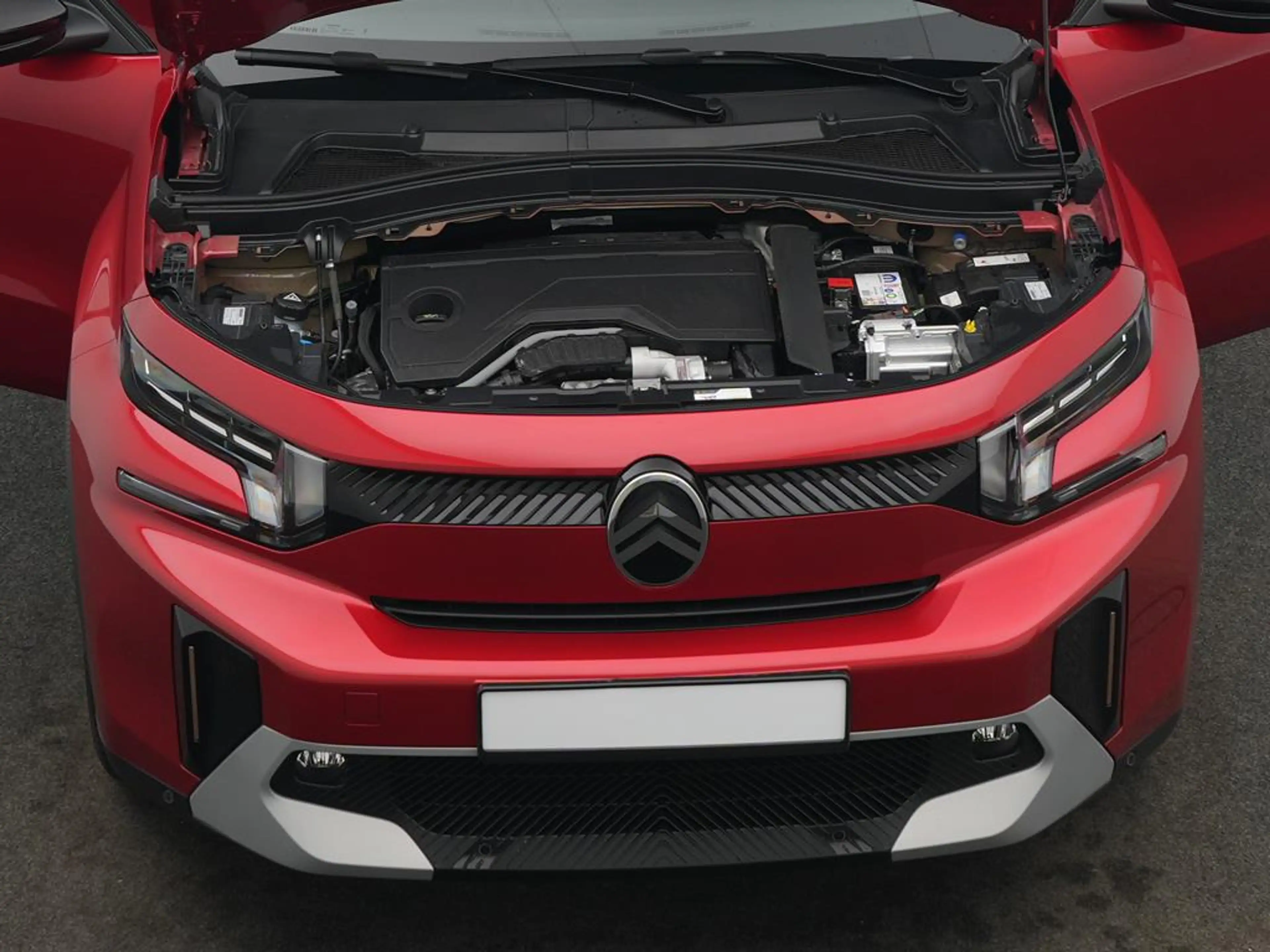 Citroen C3 Aircross Hybrid 145 Doppelkupplung 6-Gang MAX — photo 8