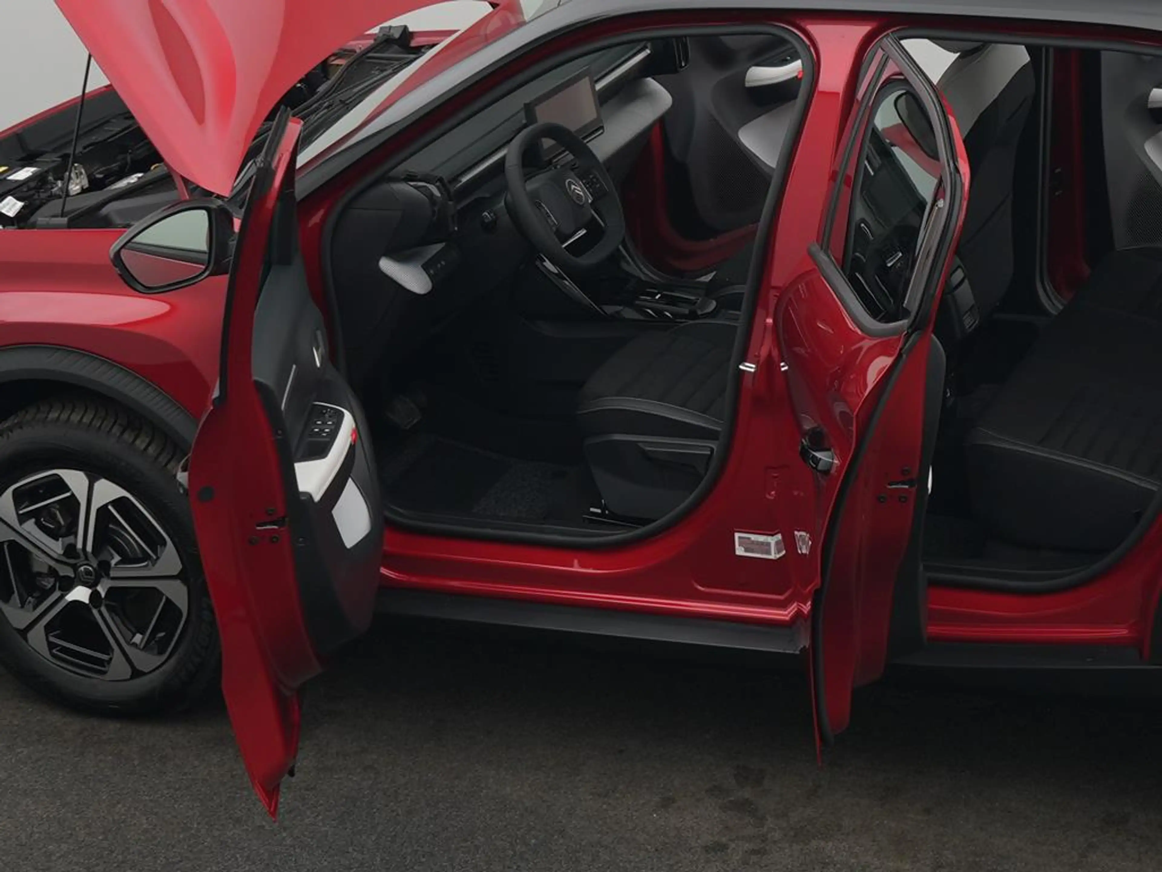 Citroen C3 Aircross Hybrid 145 Doppelkupplung 6-Gang MAX — photo 17