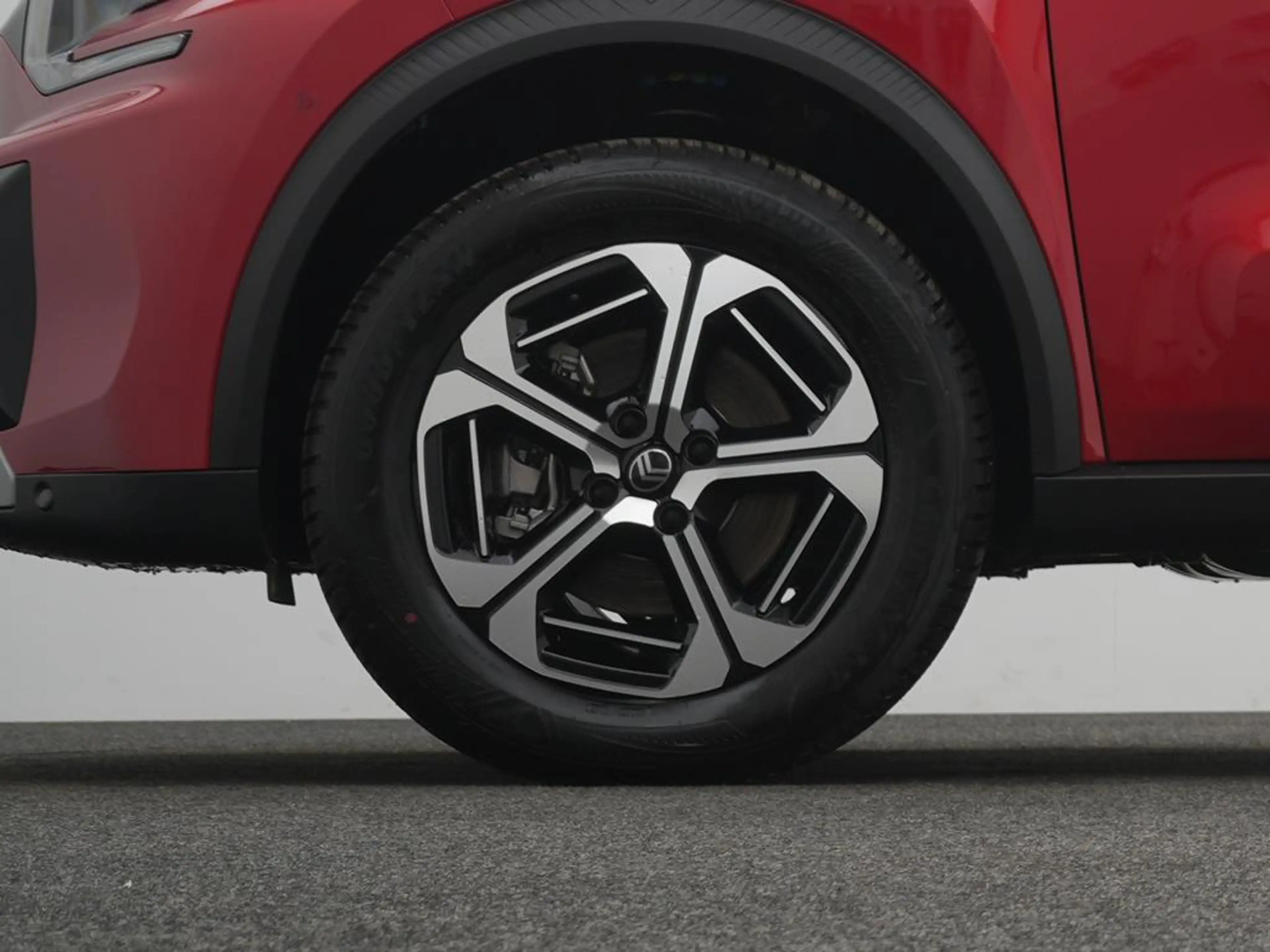 Citroen C3 Aircross Hybrid 145 Doppelkupplung 6-Gang MAX — photo 10