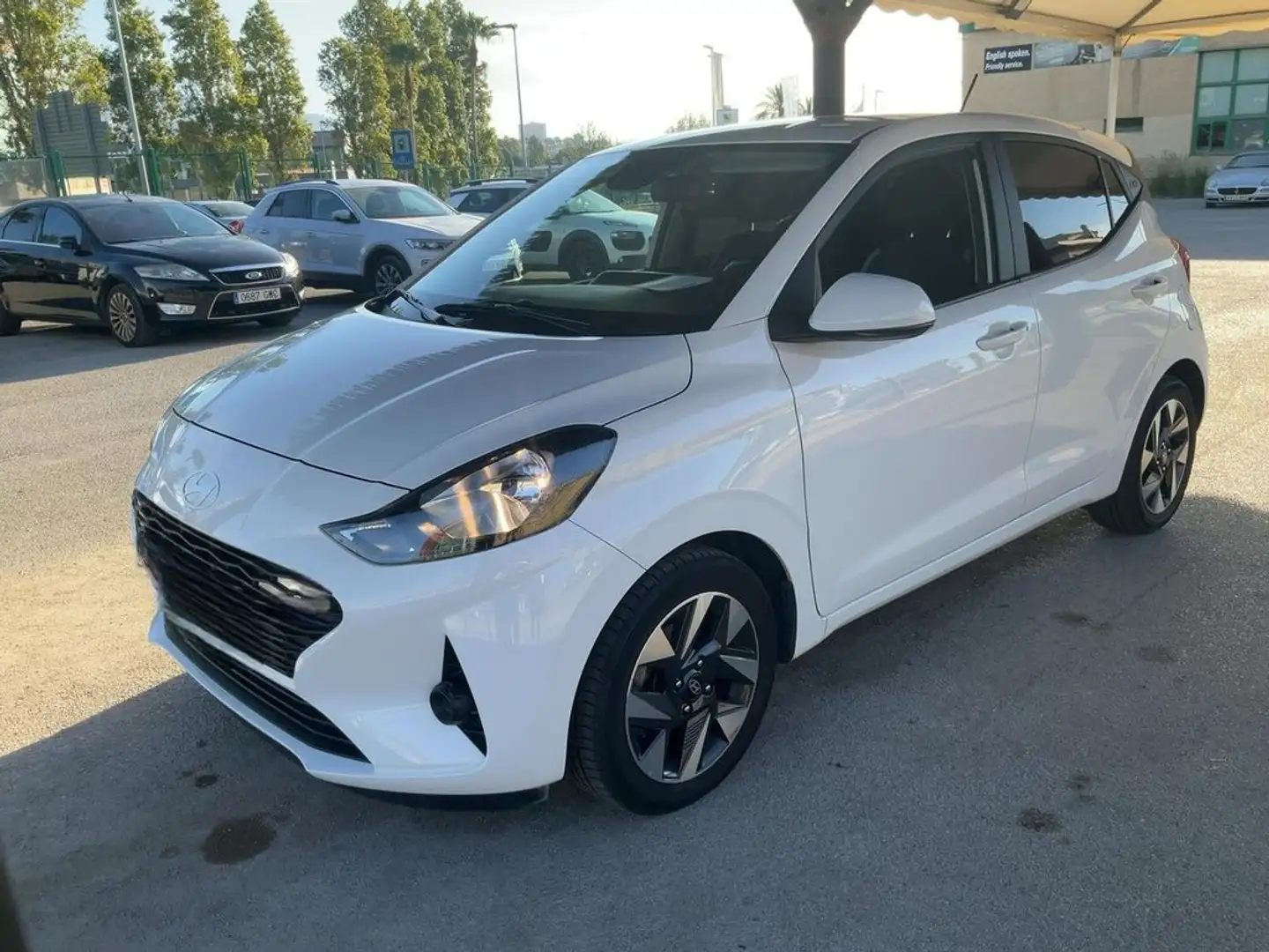 Hyundai i10 1.0 Klass Blanco - 1