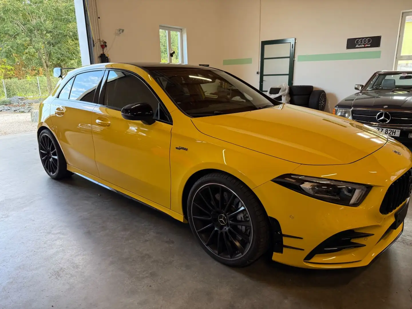 Mercedes-Benz A 35 AMG A -Klasse A 35 AMG 4Matic Gelb - 1