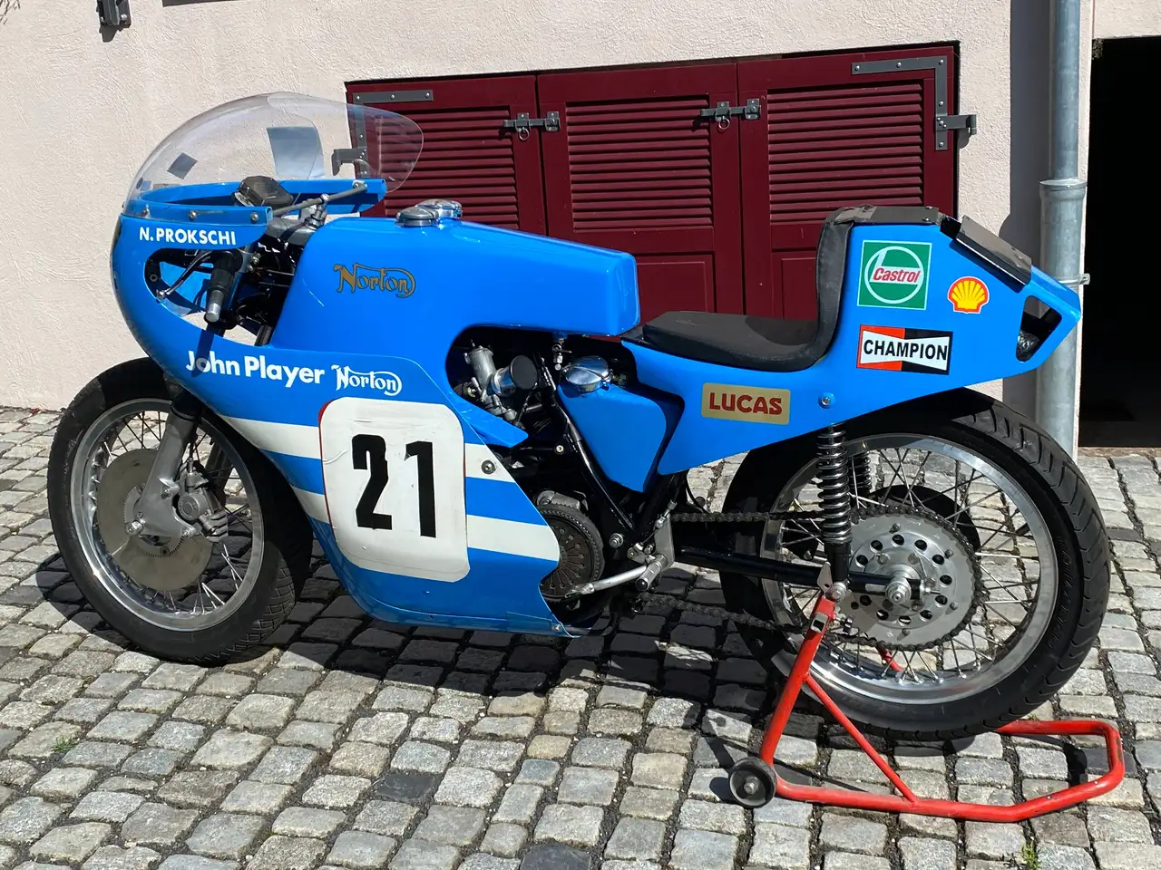 Norton Commando