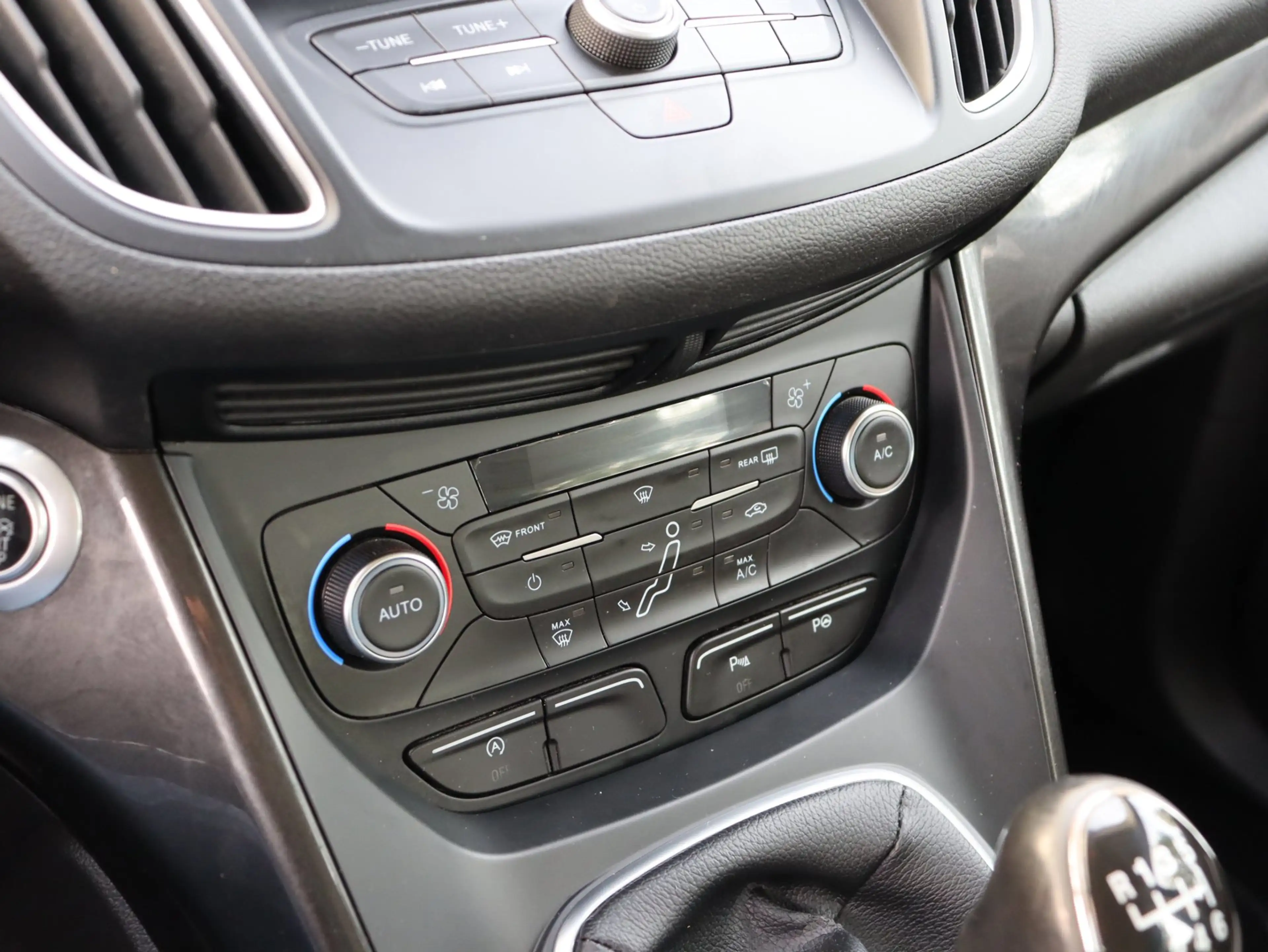 Ford C-Max 1.5 TDCi Titanium navi LM airco org NL — photo 14