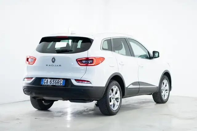 Renault Kadjar view 3