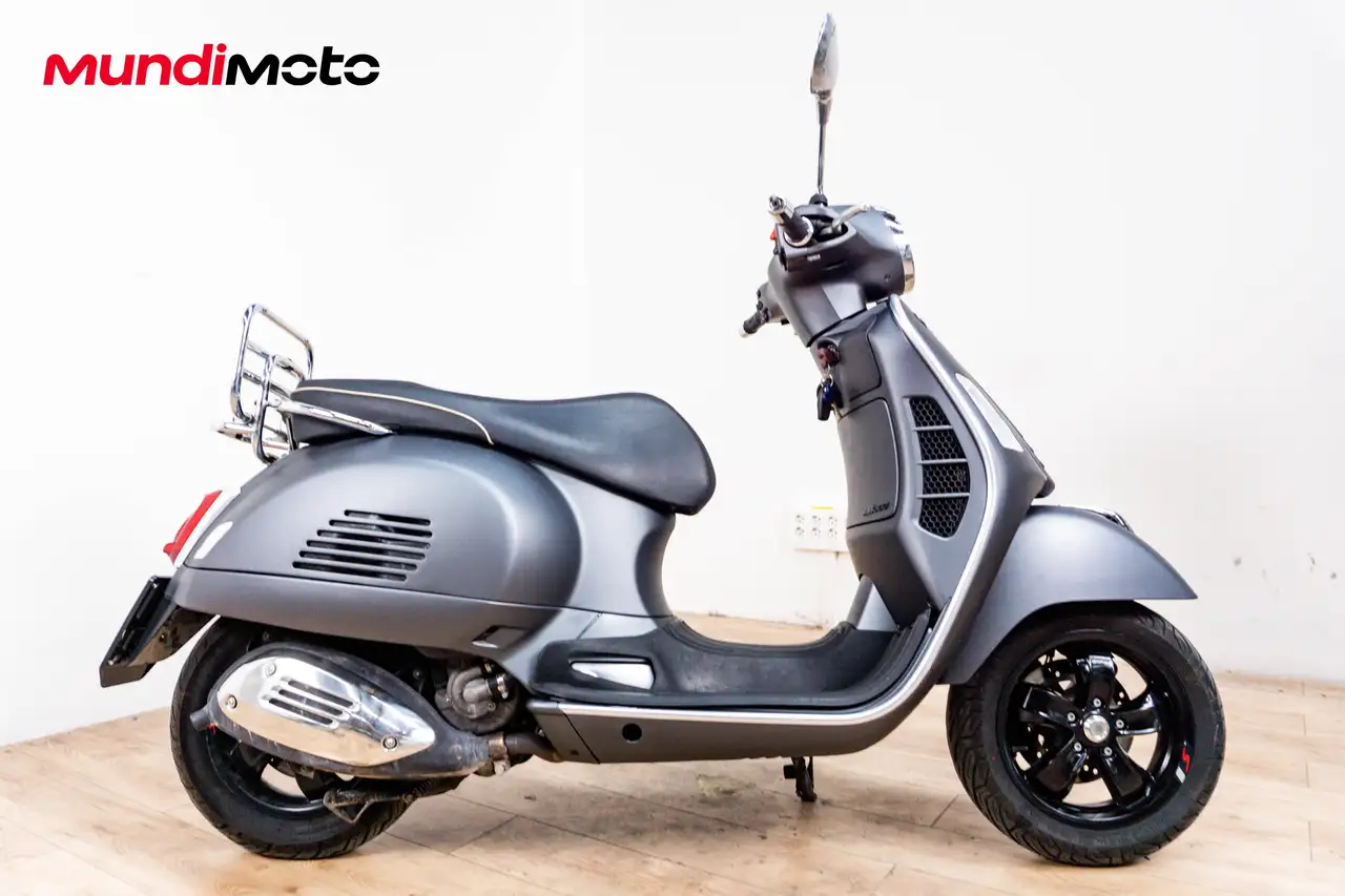 Vespa GTS 300