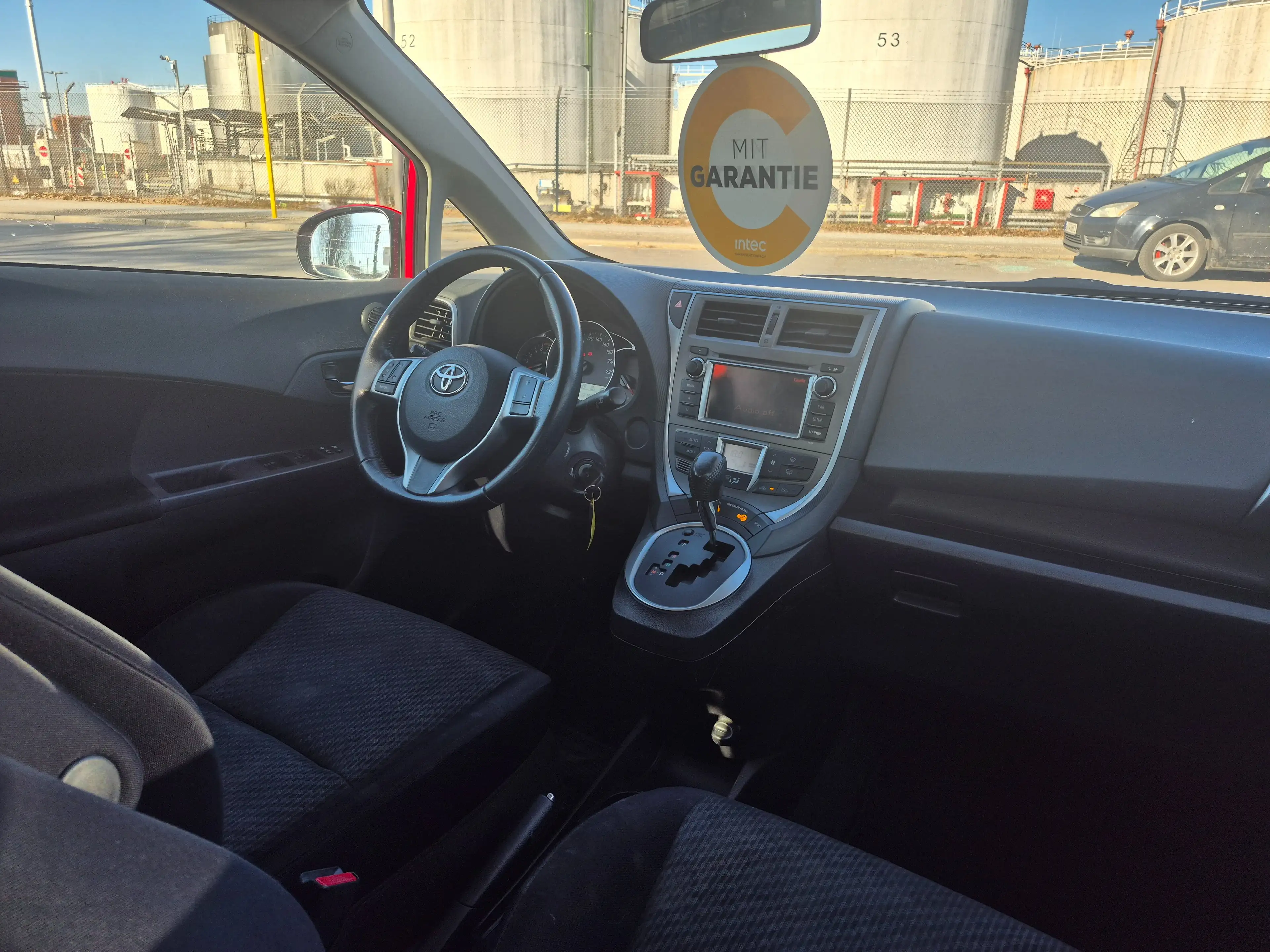 Toyota Verso-S Club Navigation F1 Schal. R. Kamera 12 M. Garantie — photo 9
