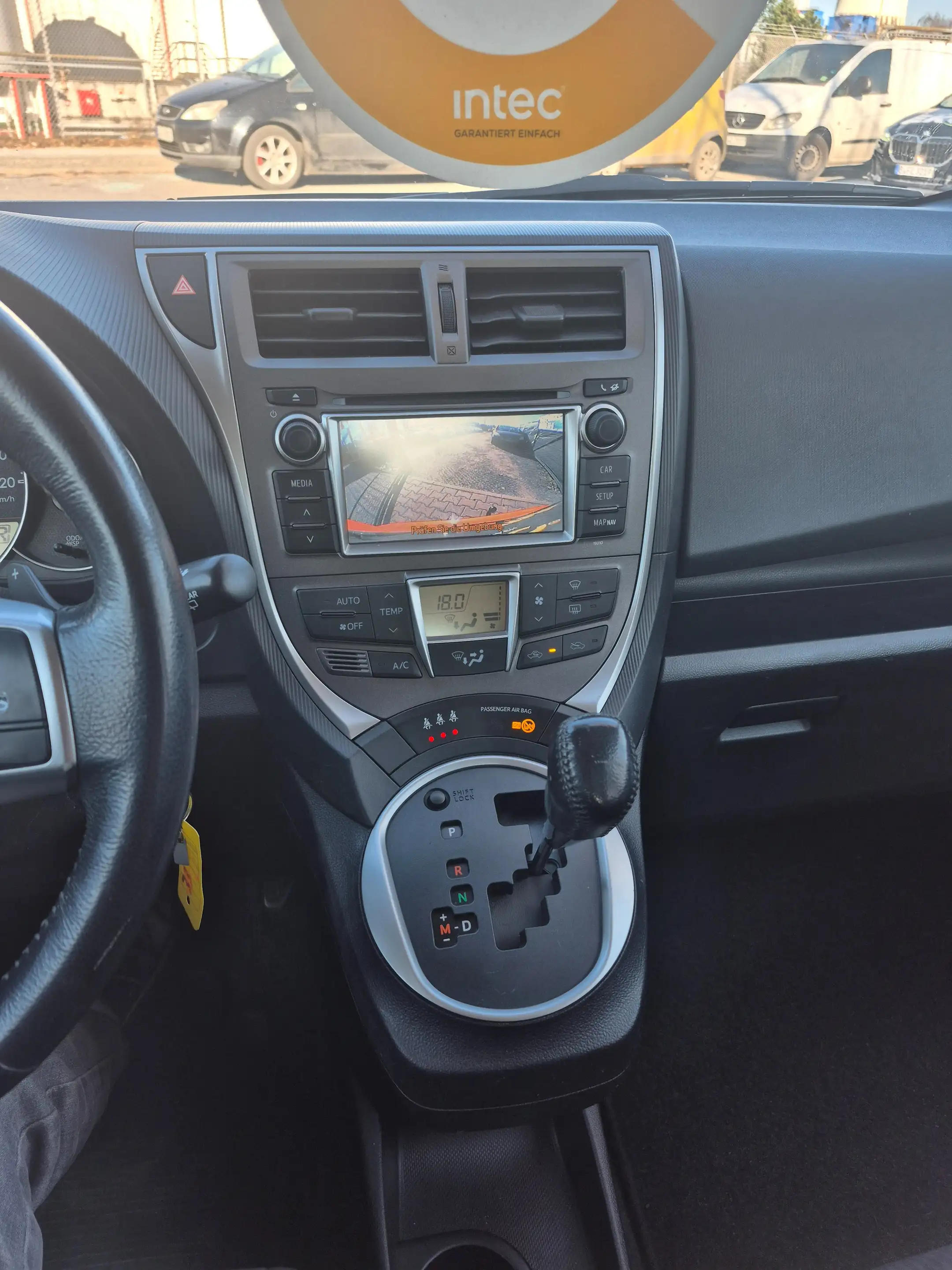 Toyota Verso-S Club Navigation F1 Schal. R. Kamera 12 M. Garantie — photo 15