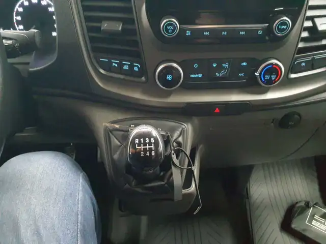 Ford Transit view 10