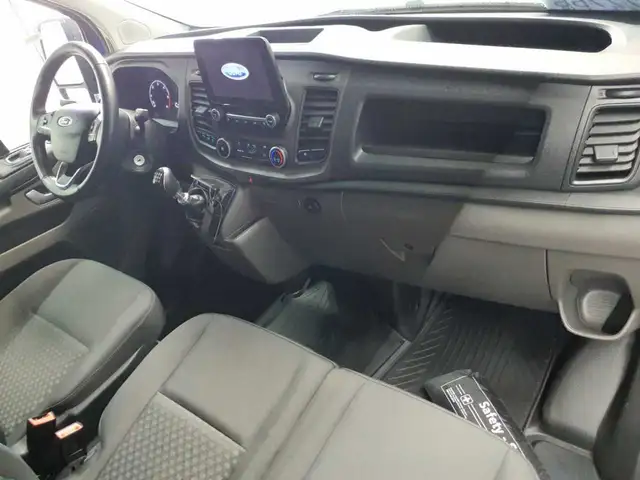 Ford Transit view 9