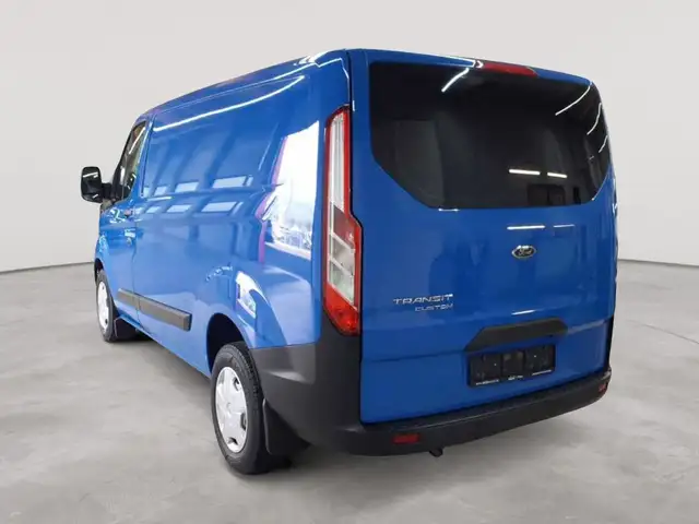 Ford Transit view 5