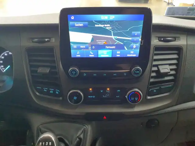 Ford Transit view 12
