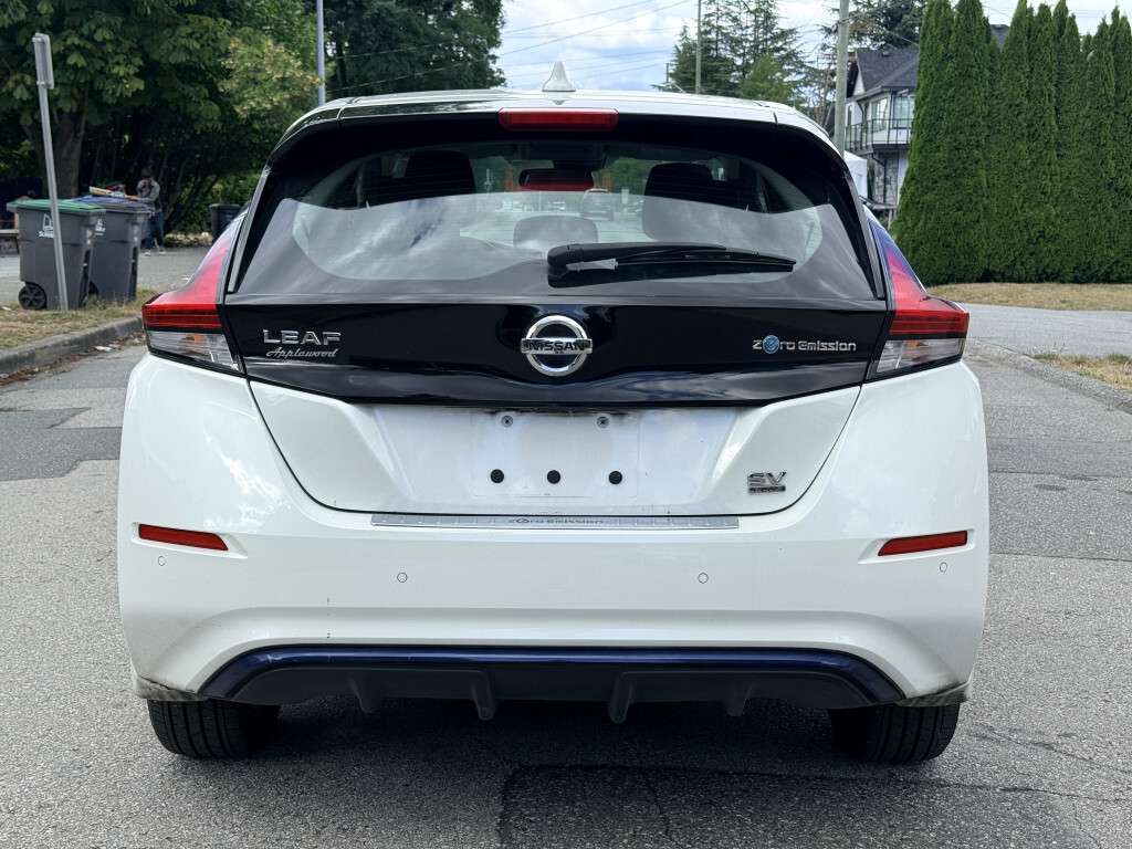 2021 Nissan Leaf SV PLUS — снимка 1