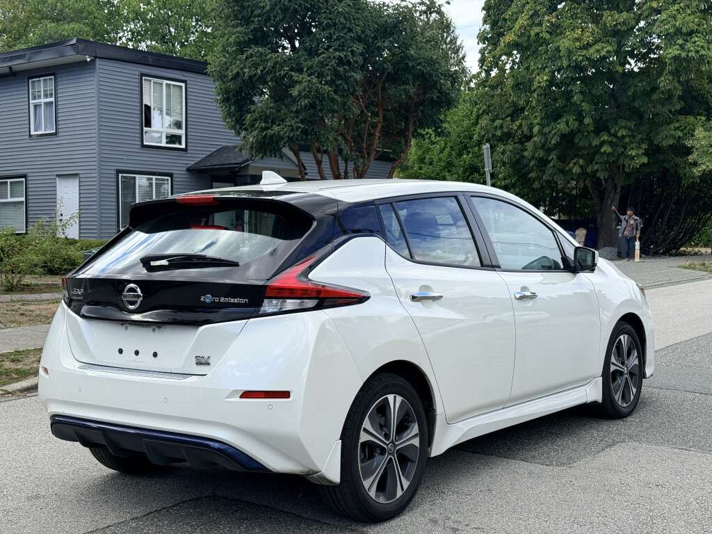 2021 Nissan Leaf SV PLUS — снимка 1