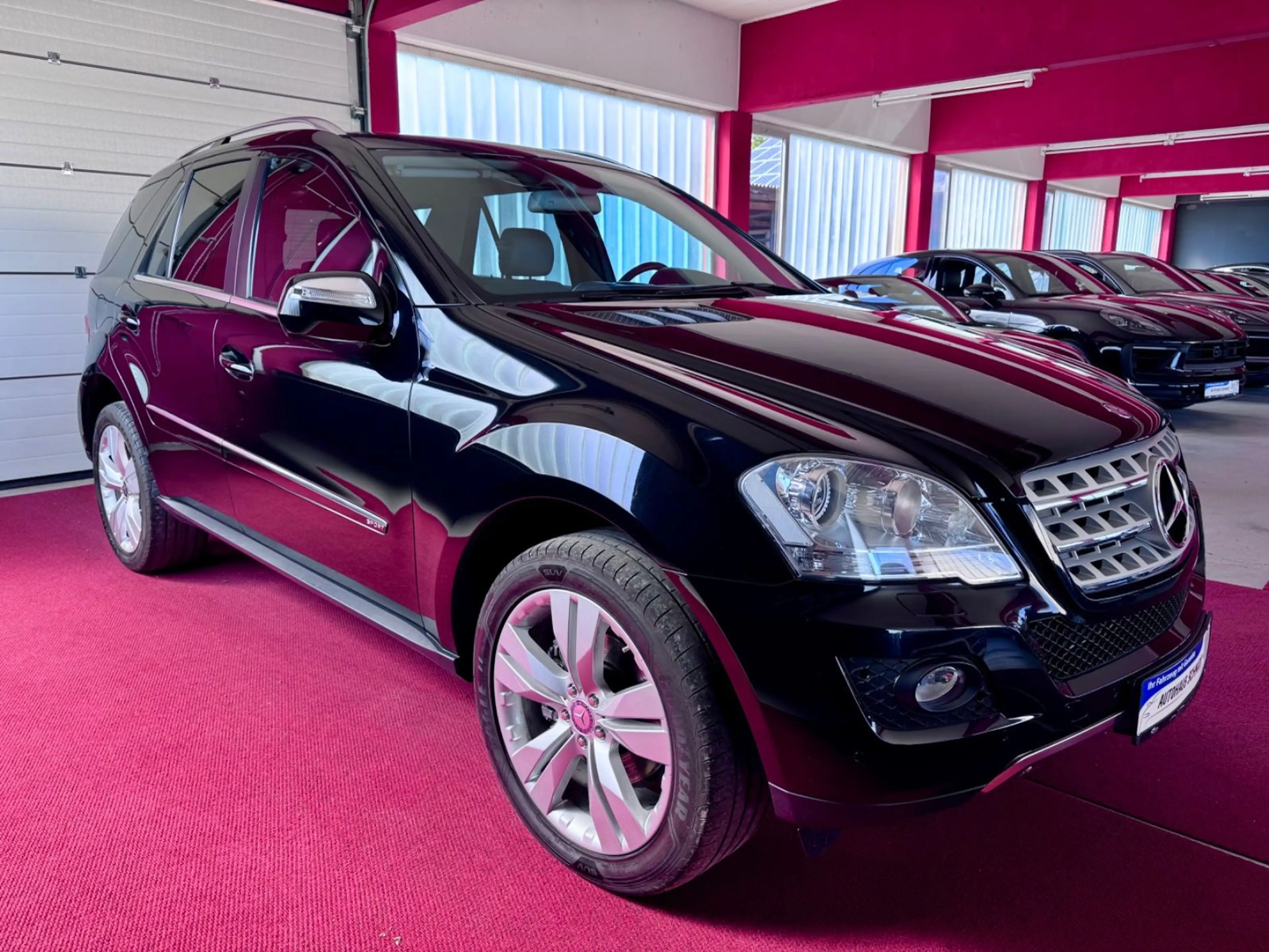 Mercedes-Benz ML 350 CDI 4Matic Sportpaket Comand Airmatic 20" — photo 2