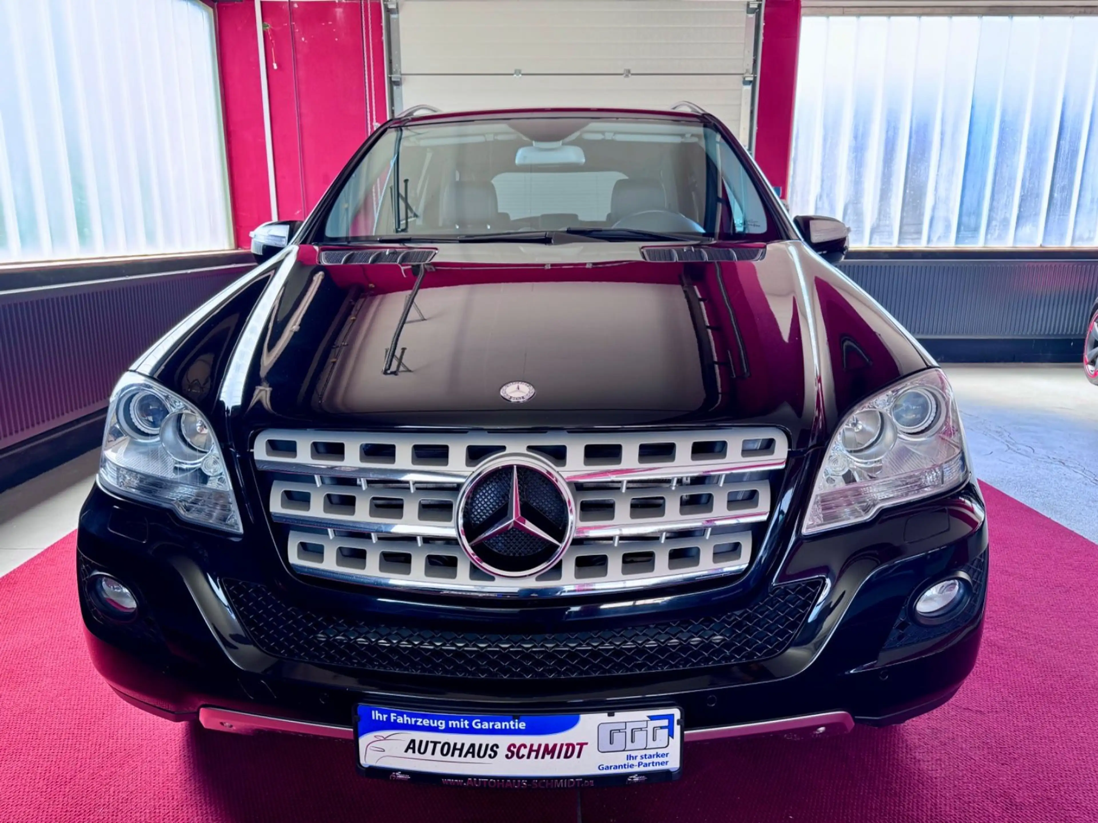 Mercedes-Benz ML 350 CDI 4Matic Sportpaket Comand Airmatic 20" — photo 4