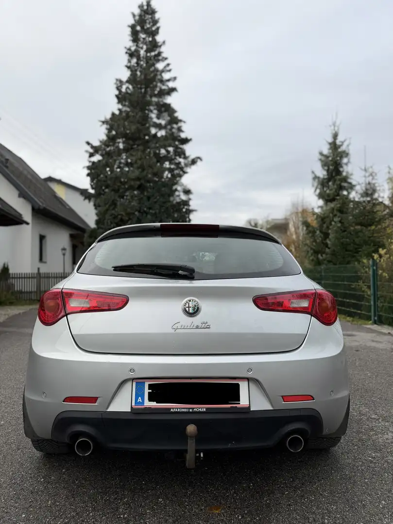 Alfa Romeo Giulietta 2.0 JTDM 16V TCT Turismo *Maserati Edition* - 2