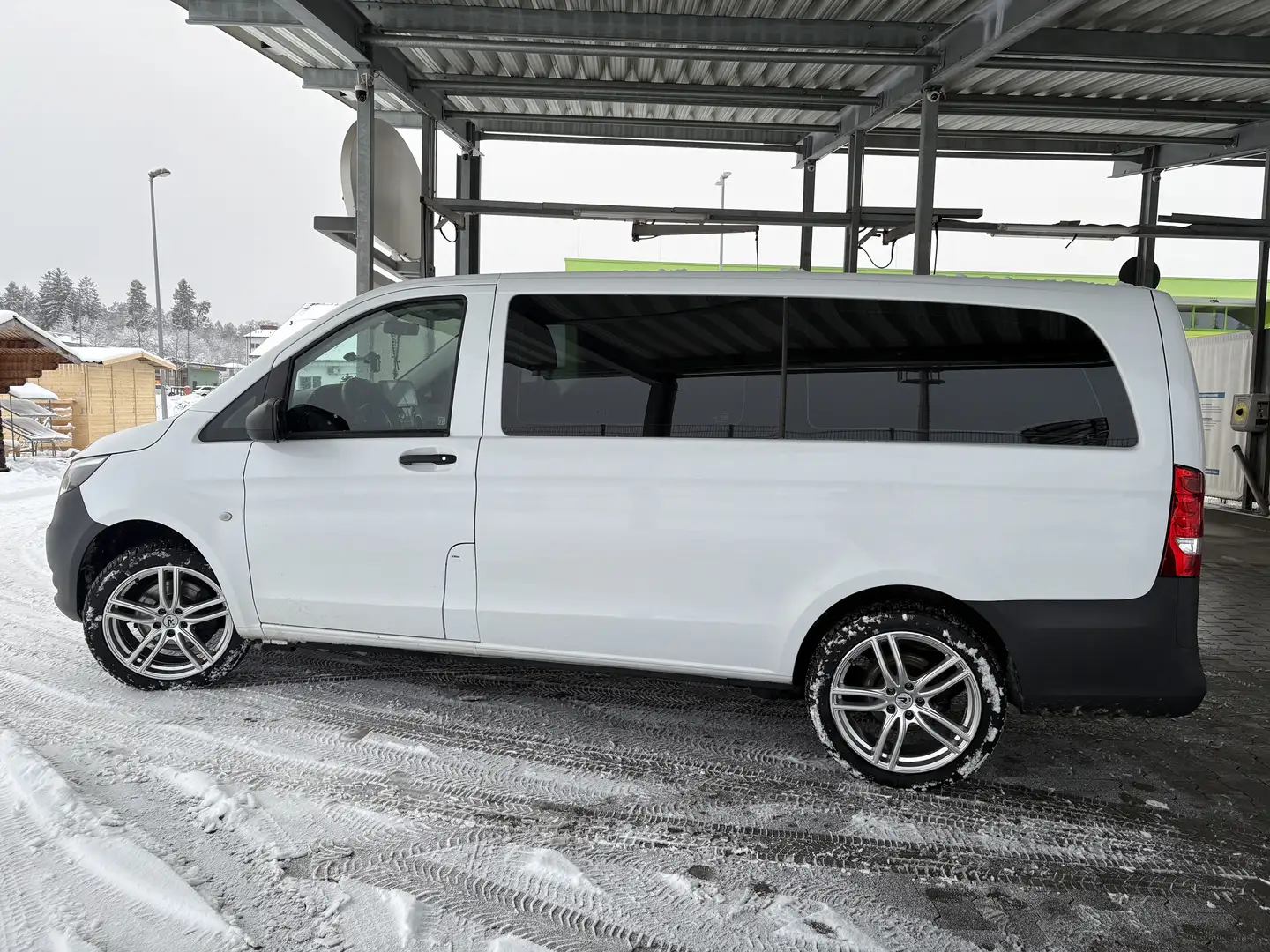 Mercedes-Benz W 114/115 Strich-Acht - 1