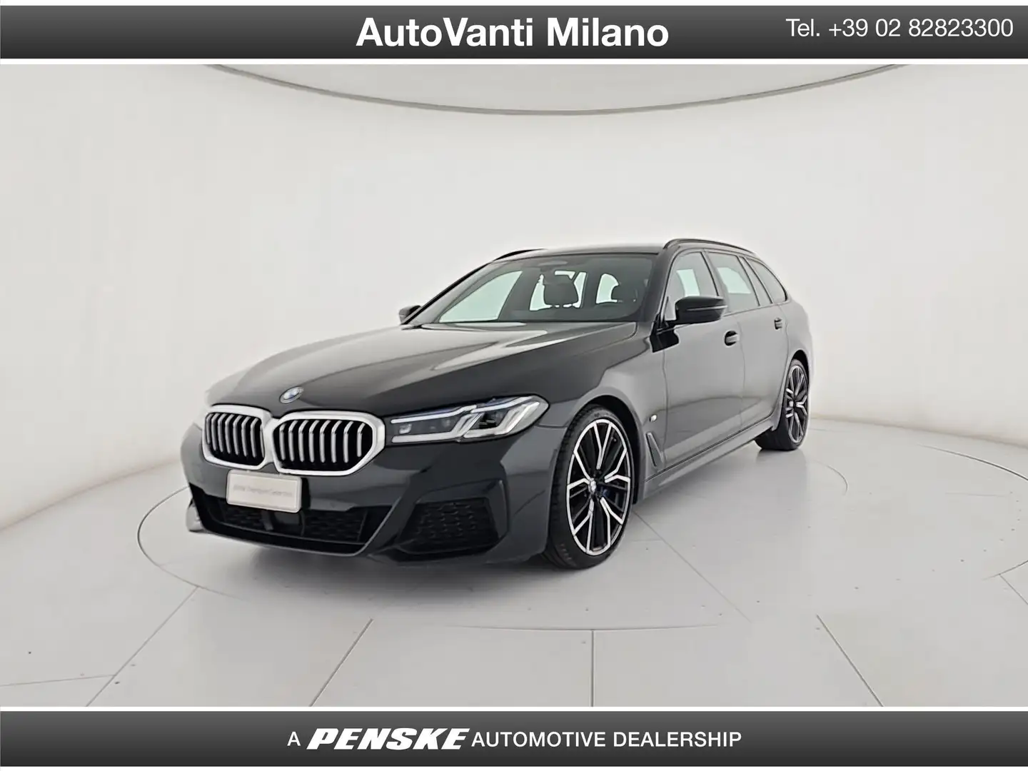 BMW 540 540d 48V xDrive Touring Msport Zwart - 1