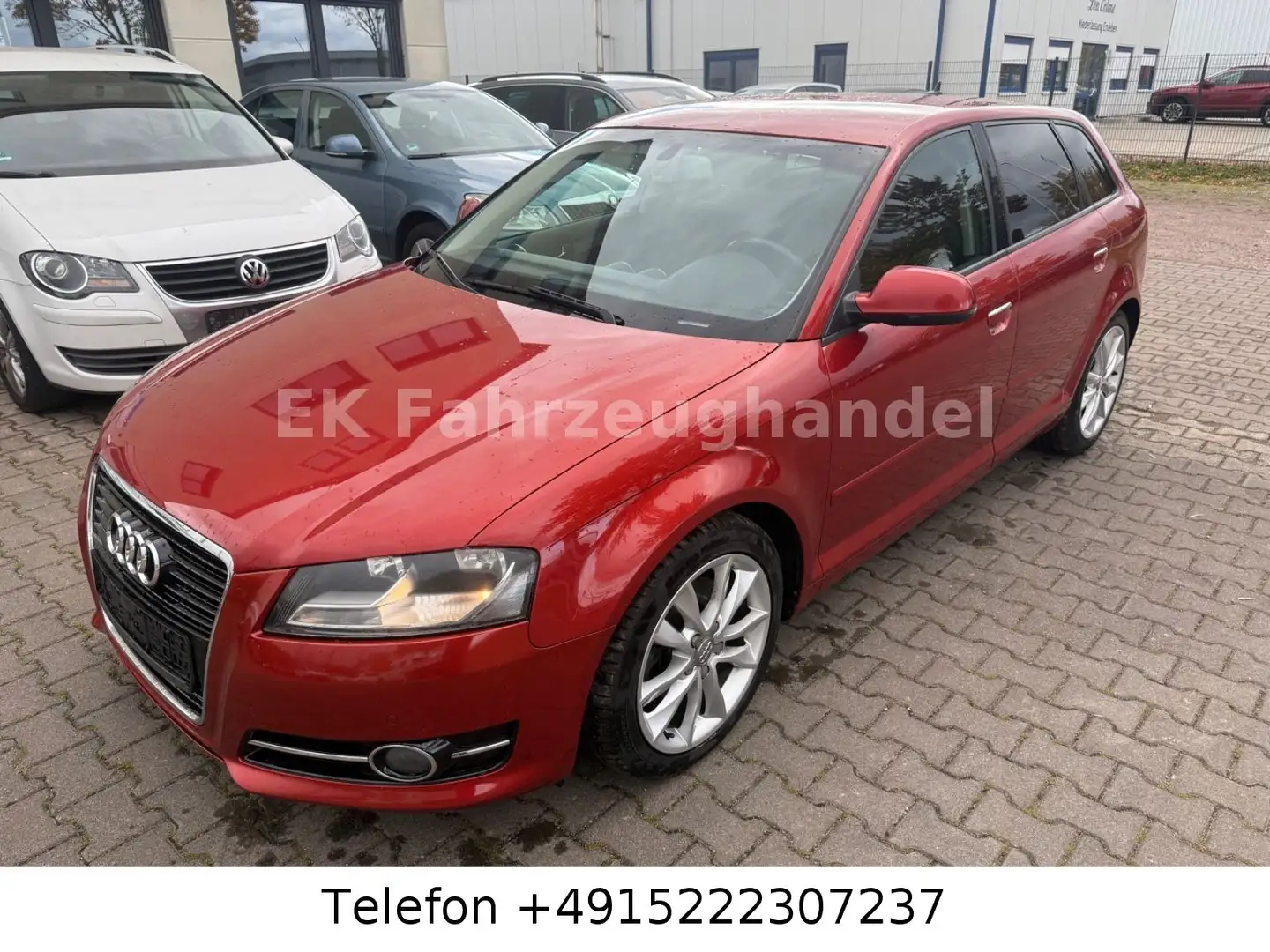 Audi A3 Sportback 2.0 TDI Ambition quattro Rot - 1