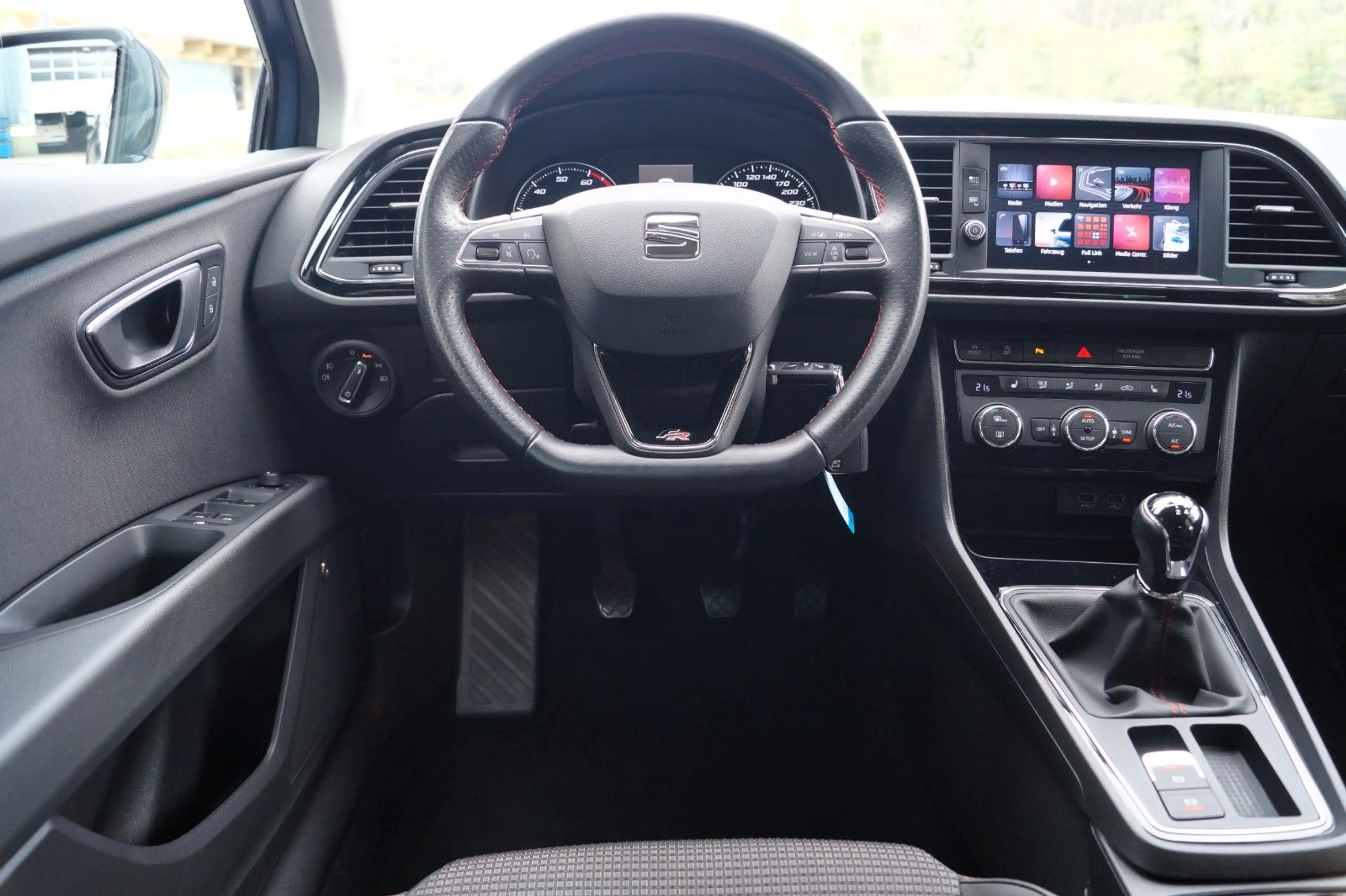 SEAT Leon FR/ Euro 6/ SHZ/ Klimaautomatik/ Teilleder — photo 15