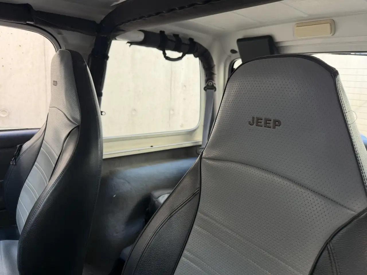 Jeep Wrangler 2.5 Hard Top, foto 5