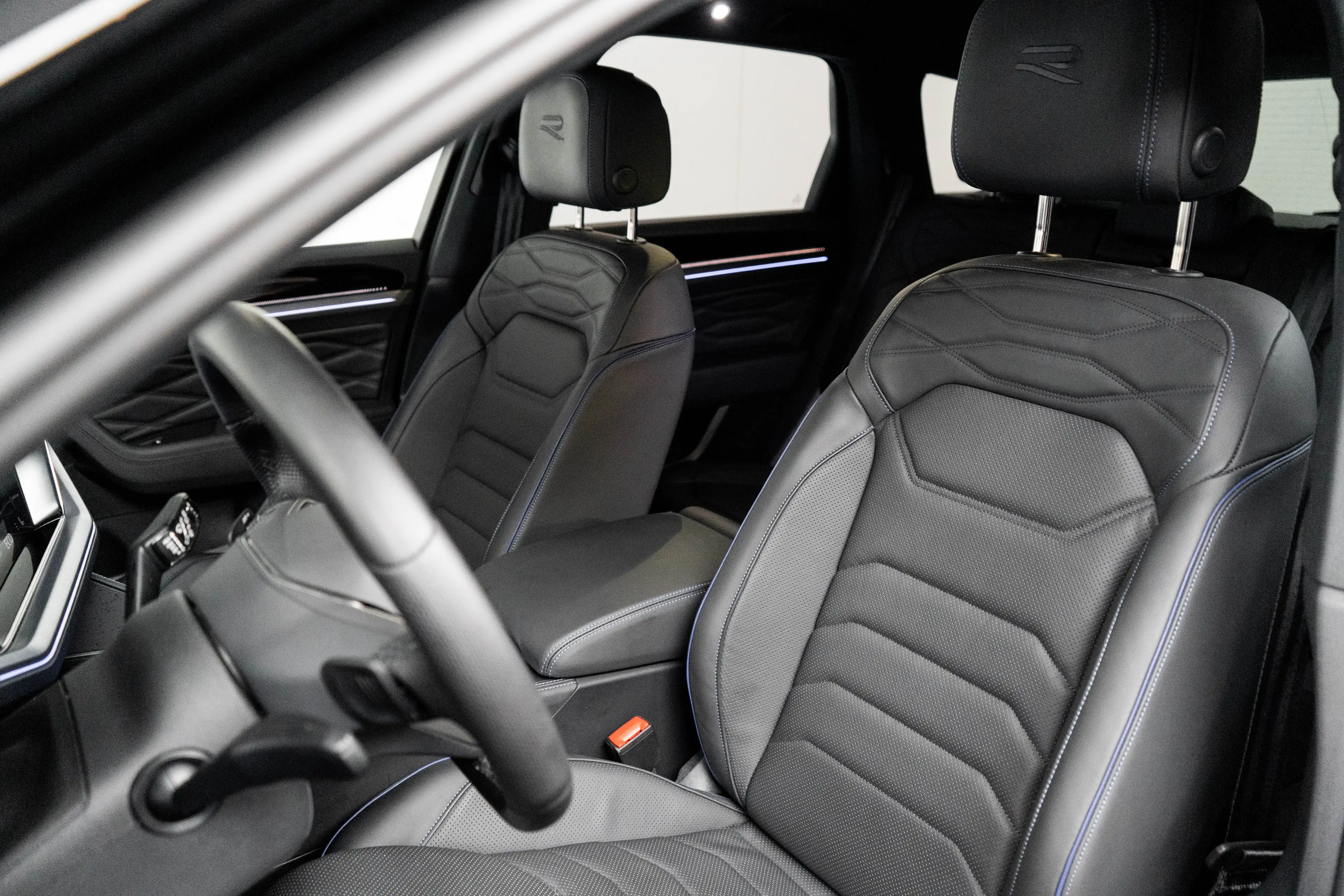 Volkswagen Touareg 3.0 TSI eHybrid 462PK 4Motion R | TREKHAAK | LUCHT — photo 22
