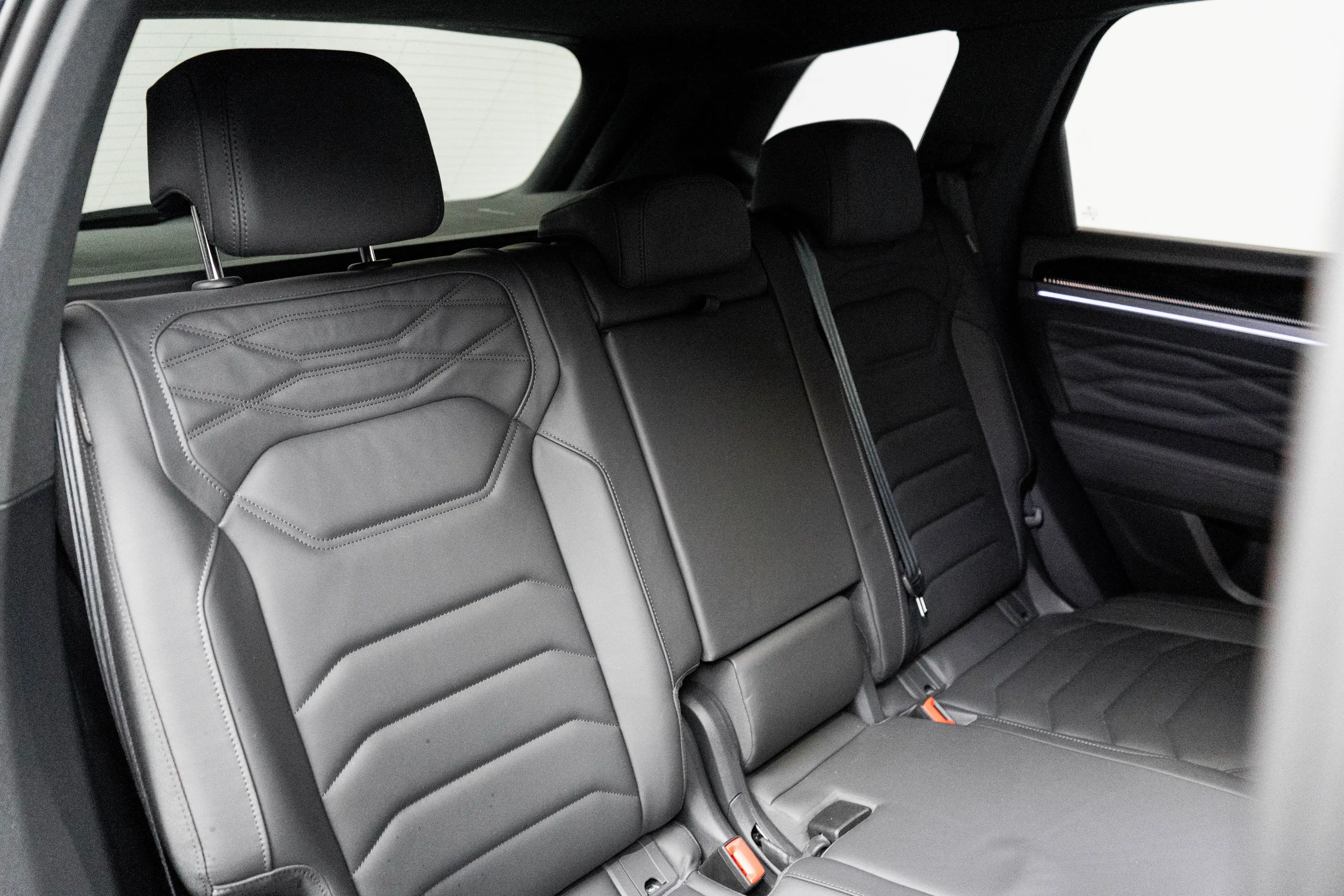 Volkswagen Touareg 3.0 TSI eHybrid 462PK 4Motion R | TREKHAAK | LUCHT — photo 8