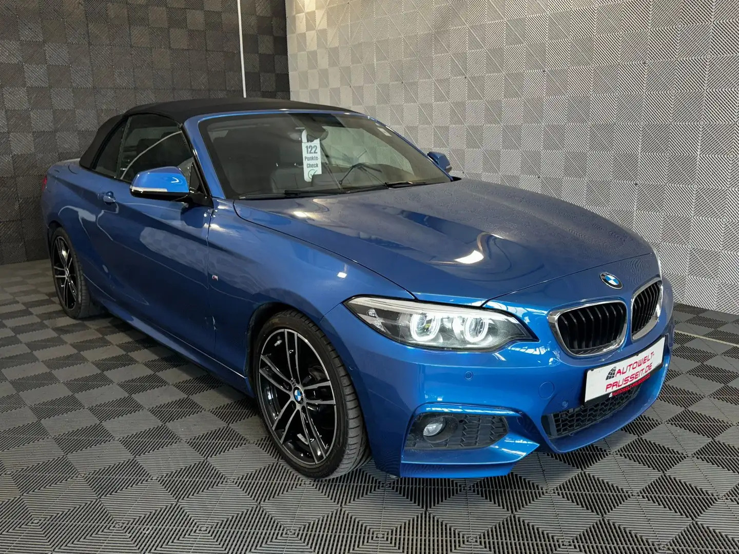 BMW 225 d Cabrio Steptr. *M SPORT* PA-PDC-LEDER-LED Modrá - 1