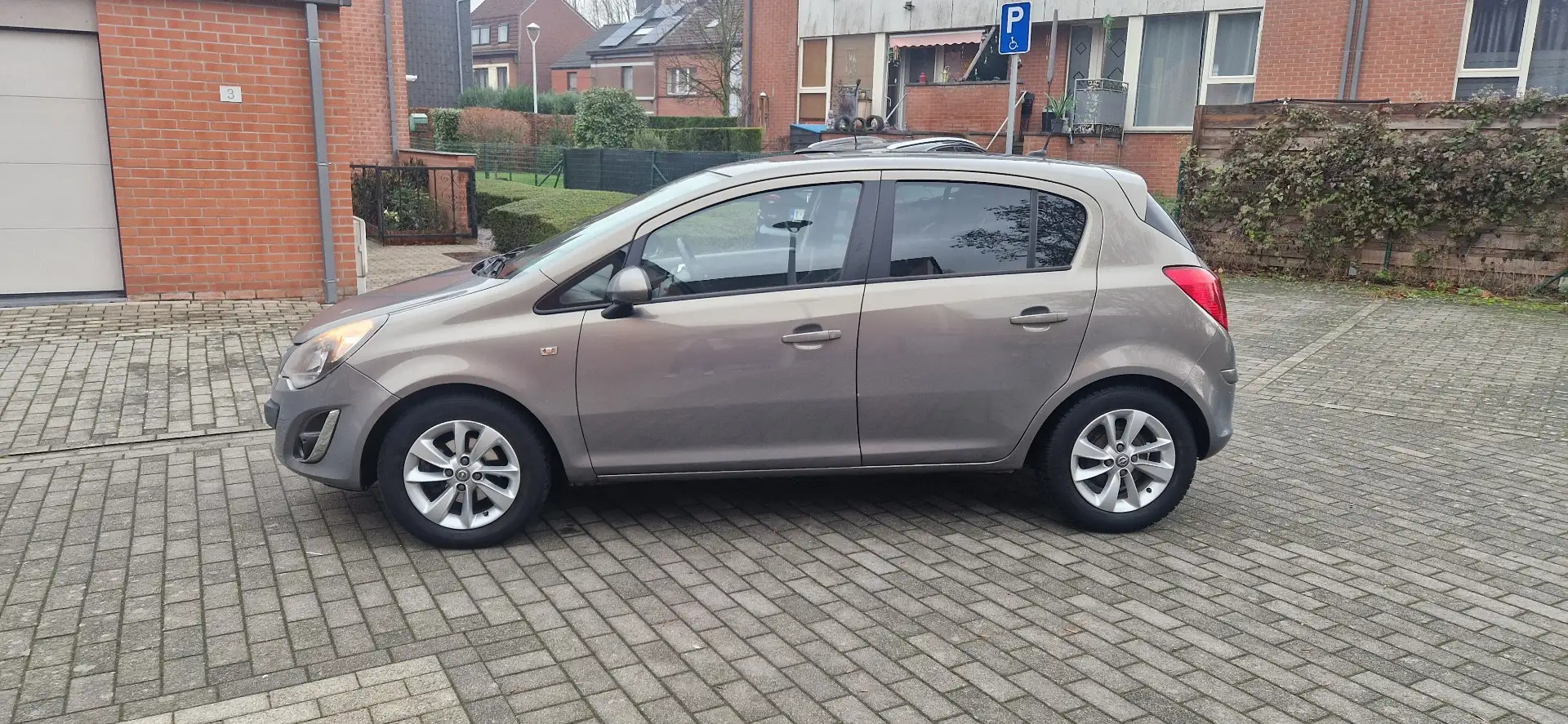 Opel Corsa 1.3 CDTi Sport S/S - 2