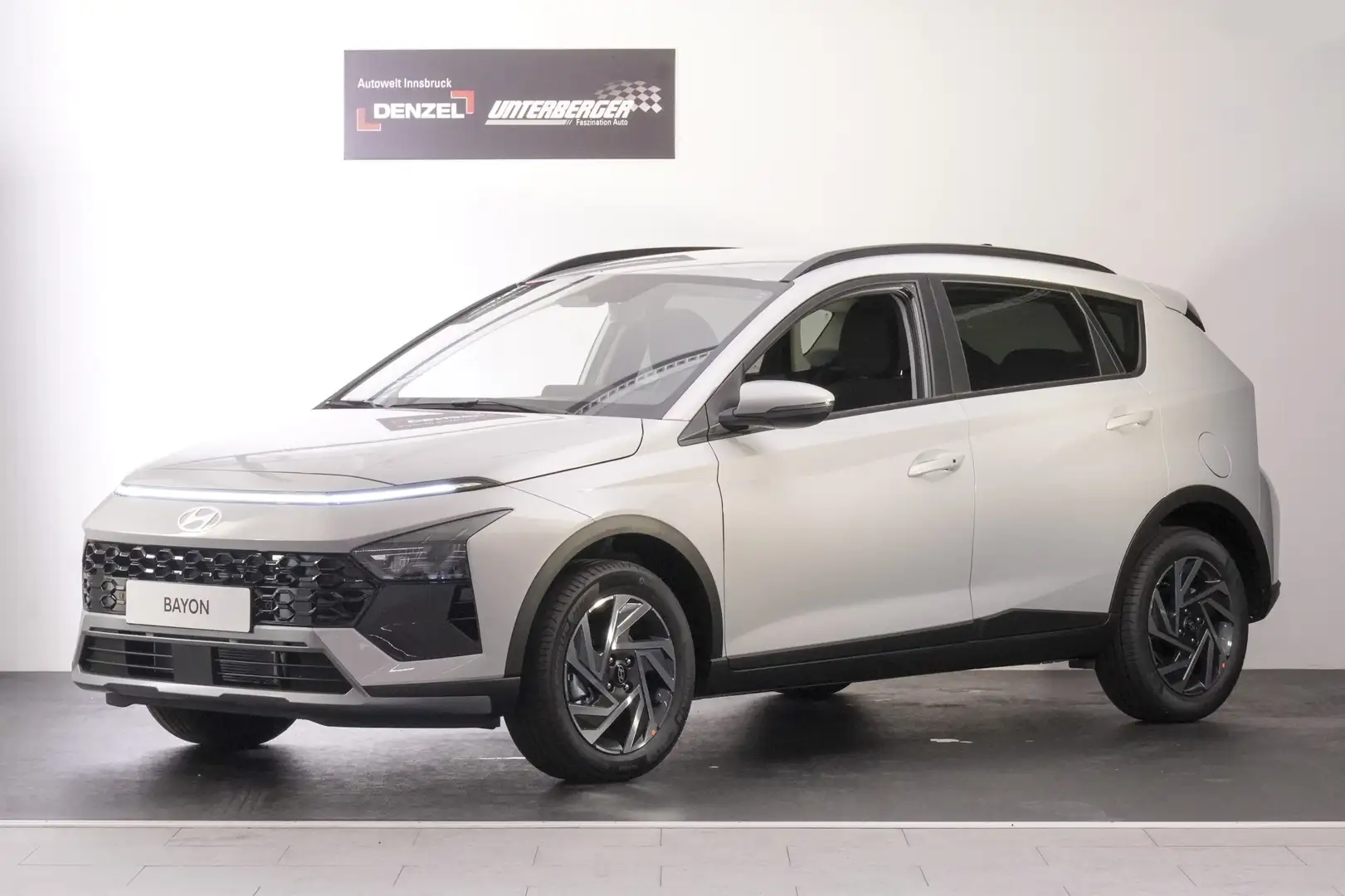 Hyundai BAYON GO Plus 1.0 T-GDI abz. Superbonus Grau - 1