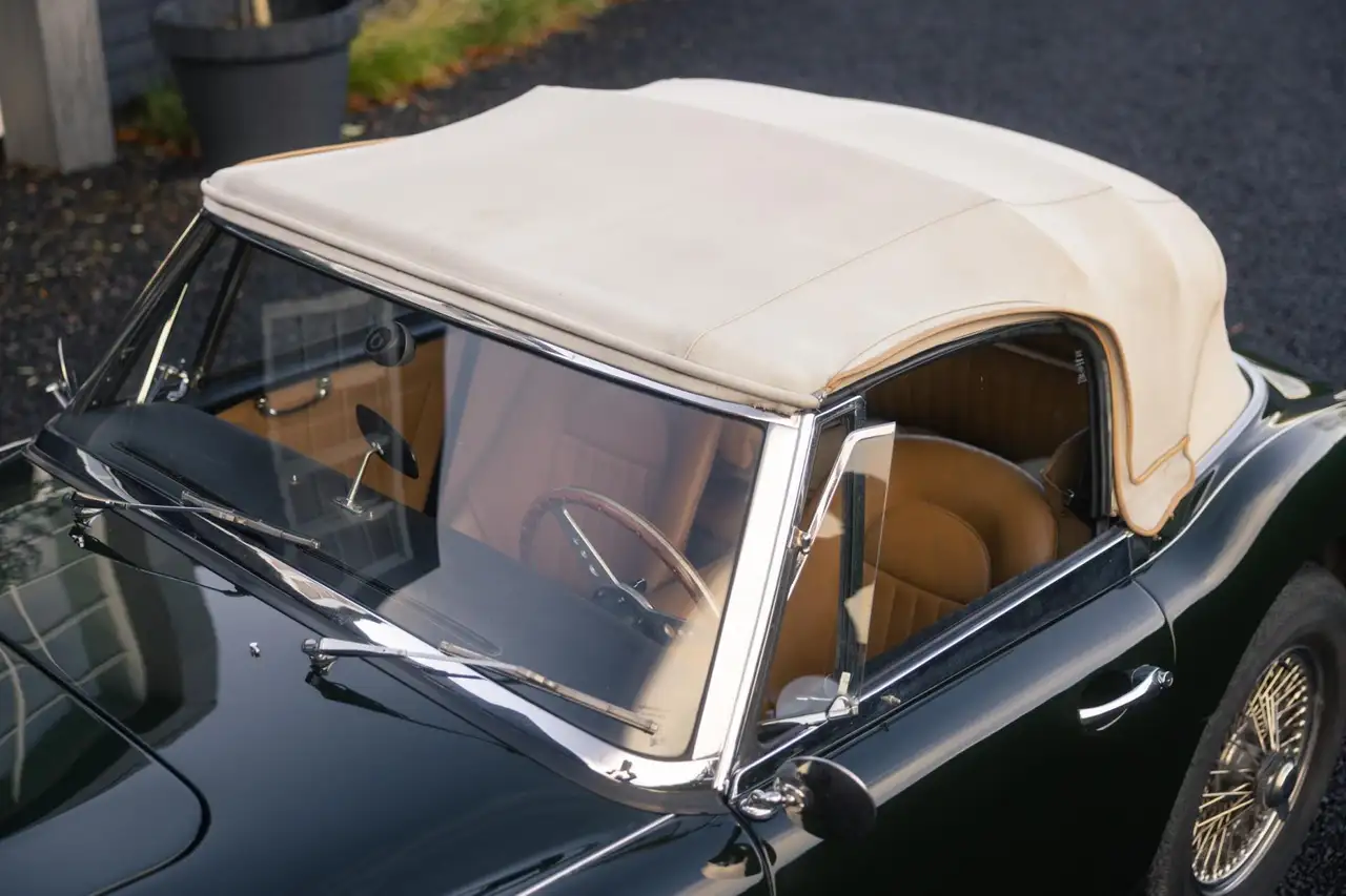 Austin Healey MK III BJ8 Convertible, foto 3