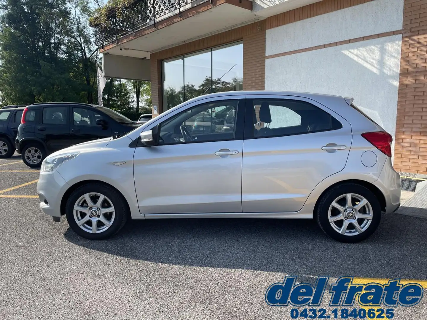 Ford Ka/Ka+ 1.2 Ti-VCT NEOPATENTATI Gris - 2
