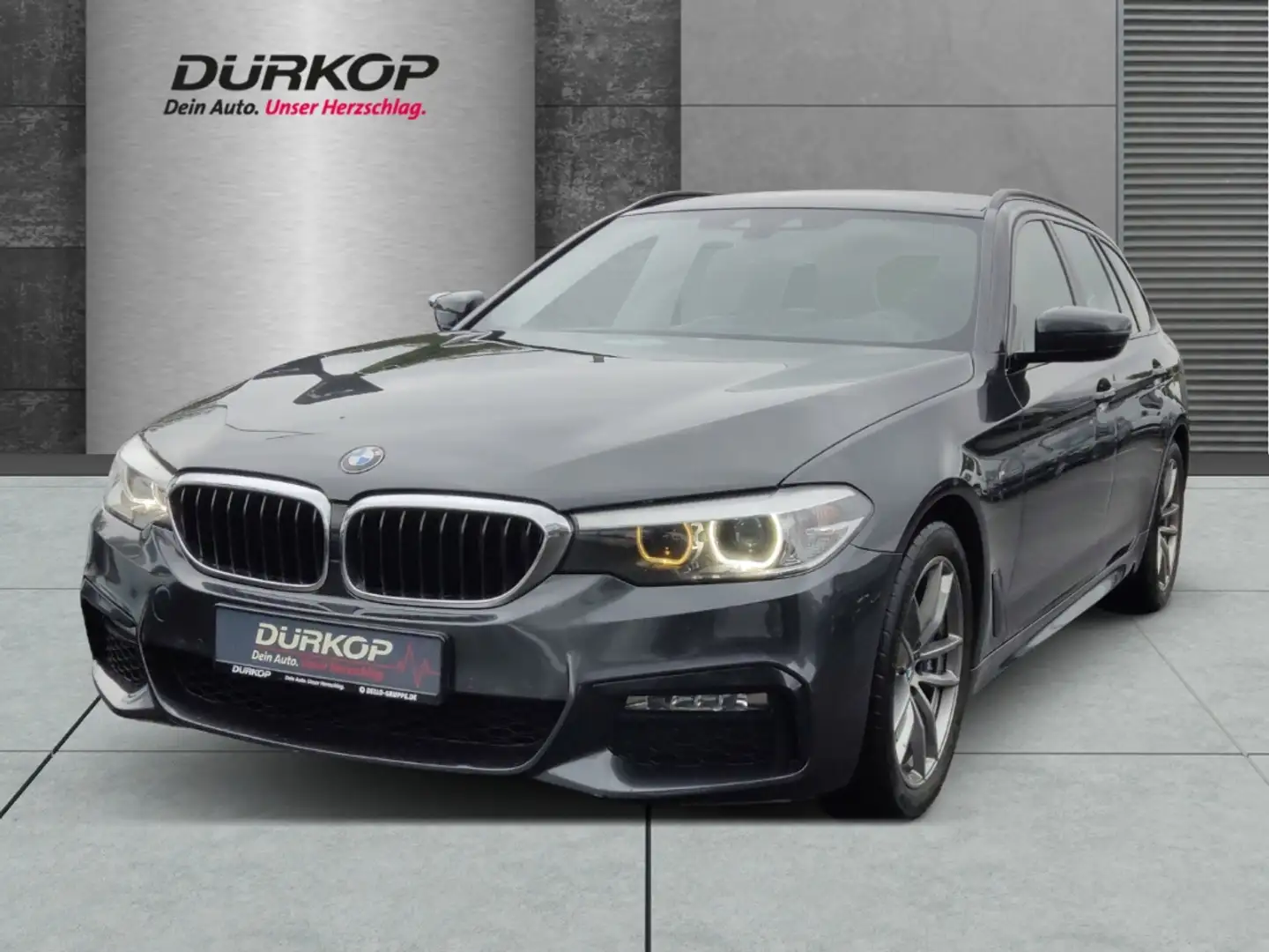 BMW 530 M Sport Touring Sportpaket HUD Luftfederung AHK-kl Grau - 1