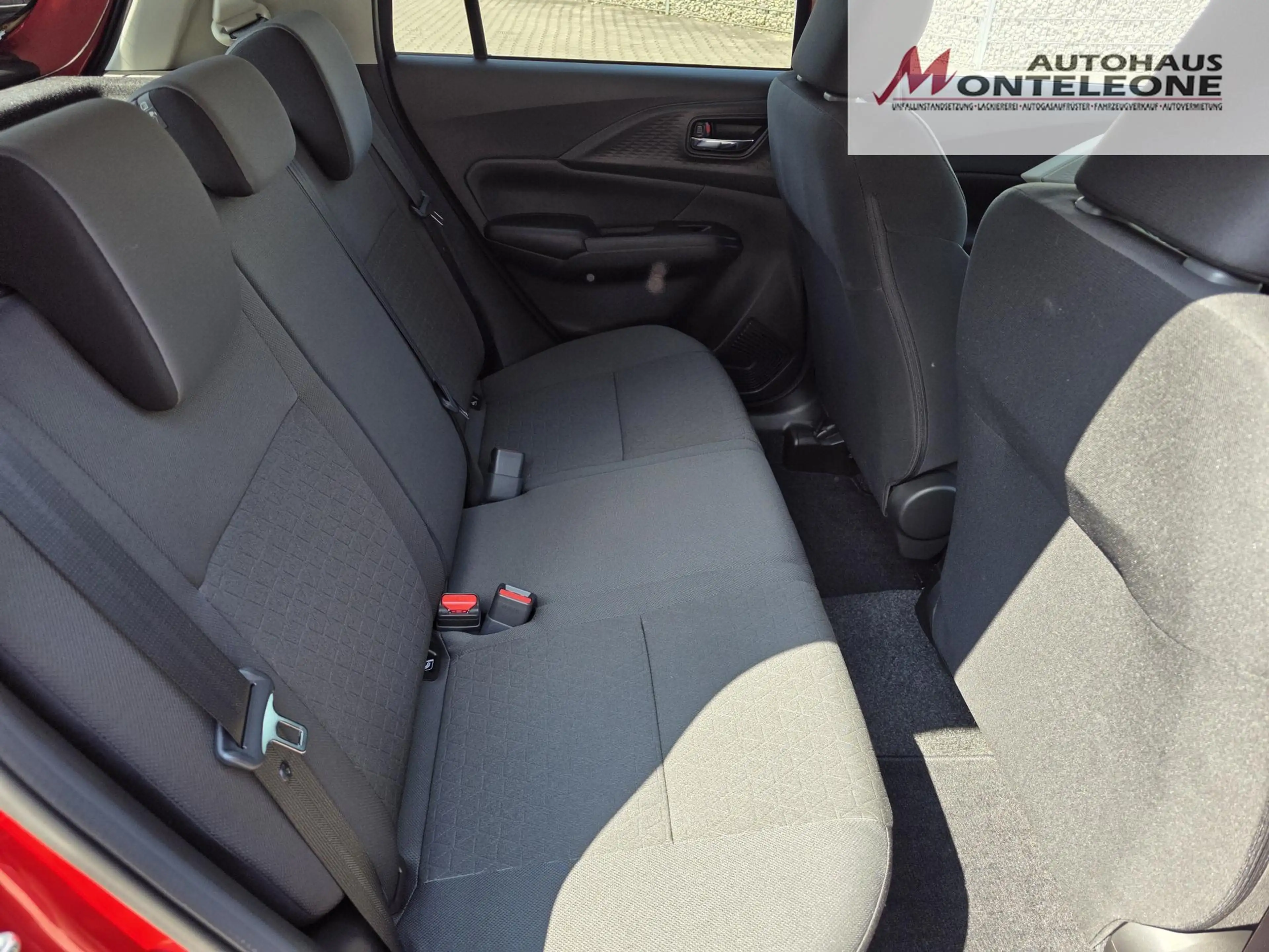 Suzuki Swift SWIFT 1.2 Dualjet Comfort Hybrid — photo 10