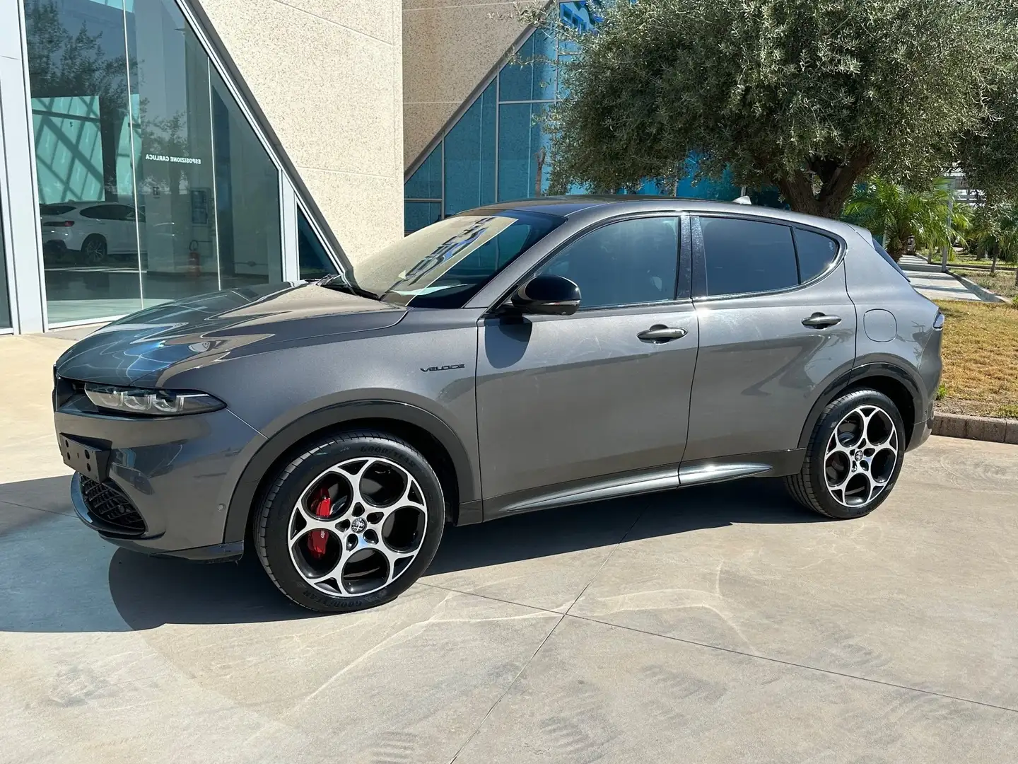 Alfa Romeo Tonale 1.3 Veloce Q4 offerta T-Stock prezzo imperdibile Grigio - 2