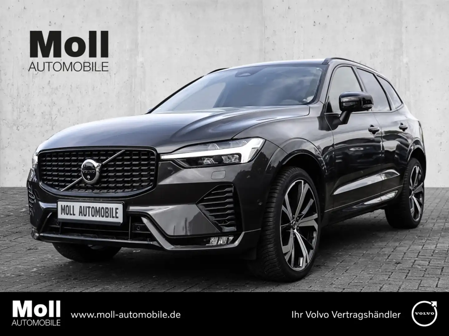 Volvo XC60 Ultimate Dark AWD B5 Benzin EU6d Allrad HUD StandH Grau - 1
