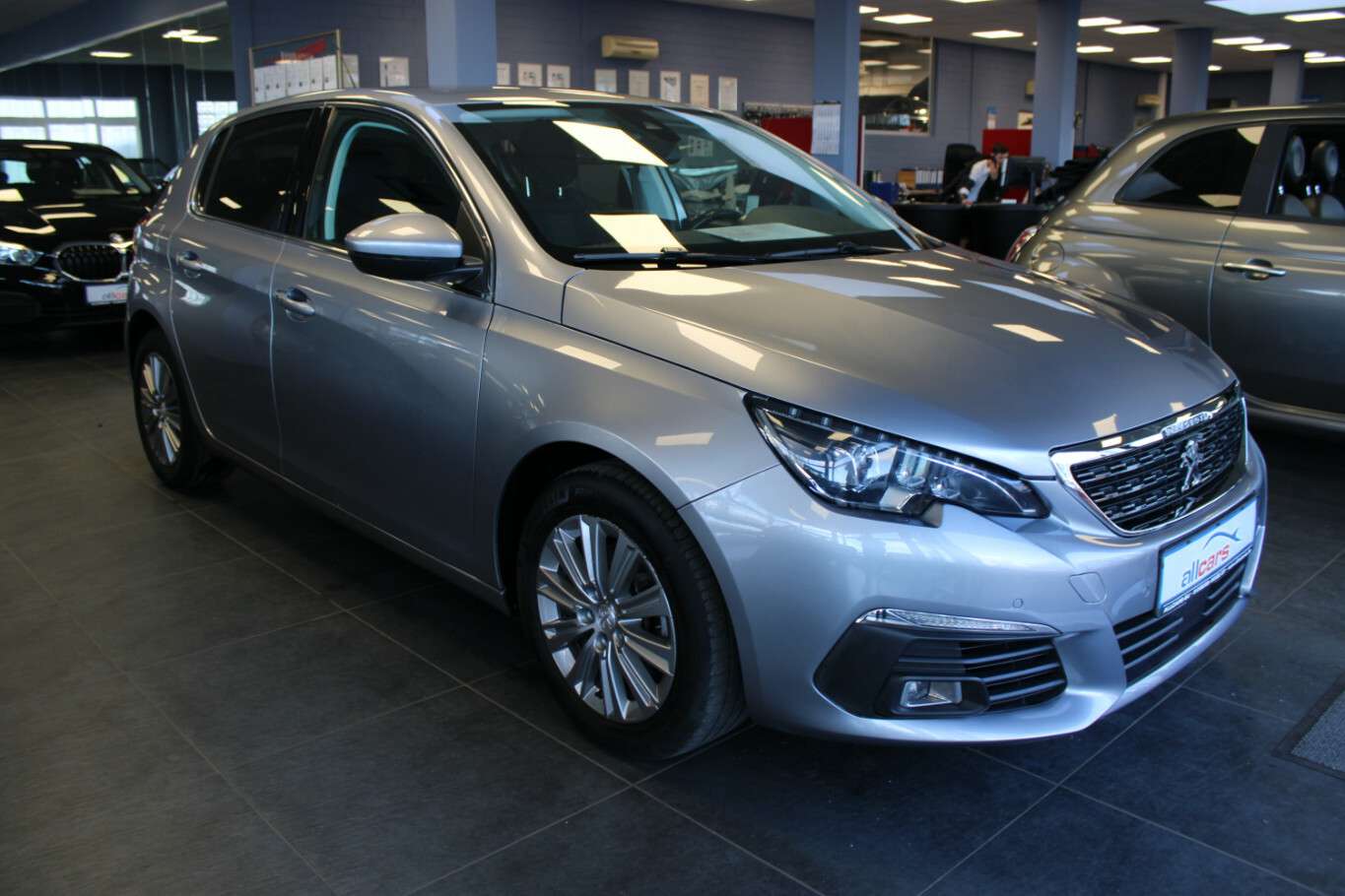 Second hand Peugeot 308 1.5 Allure