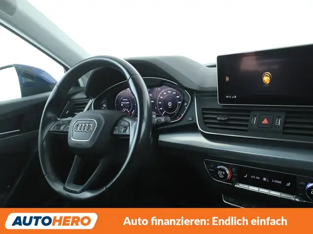 Audi Q5 view 13