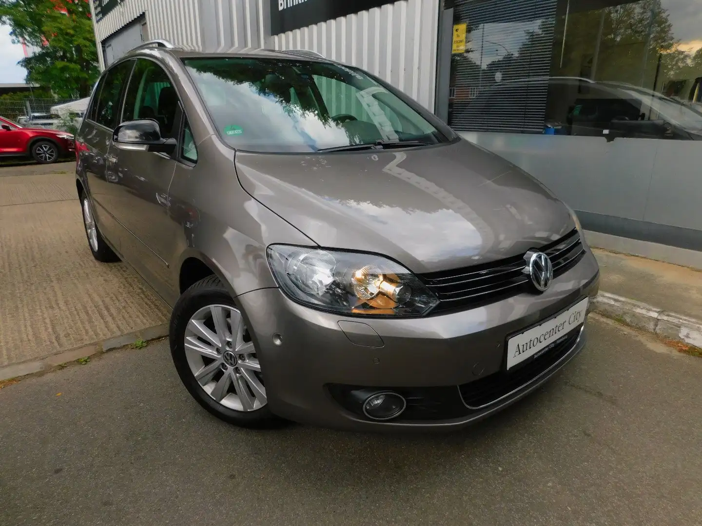 Volkswagen Golf Plus 1.4 TSI DSG Style Navi PDC scheckheftG Grau - 1