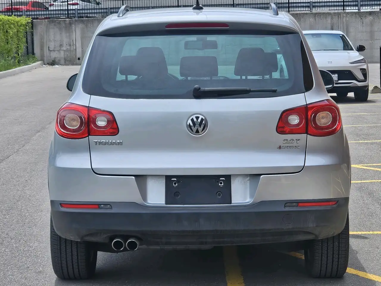 Volkswagen Tiguan снимка Volkswagen Tiguan