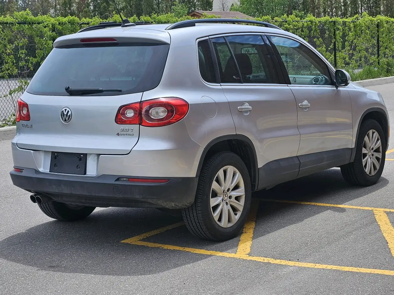 Volkswagen Tiguan снимка Volkswagen Tiguan