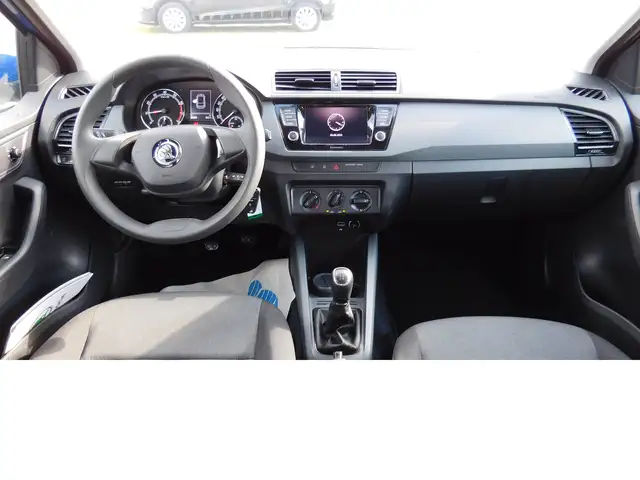 Skoda Fabia view 9
