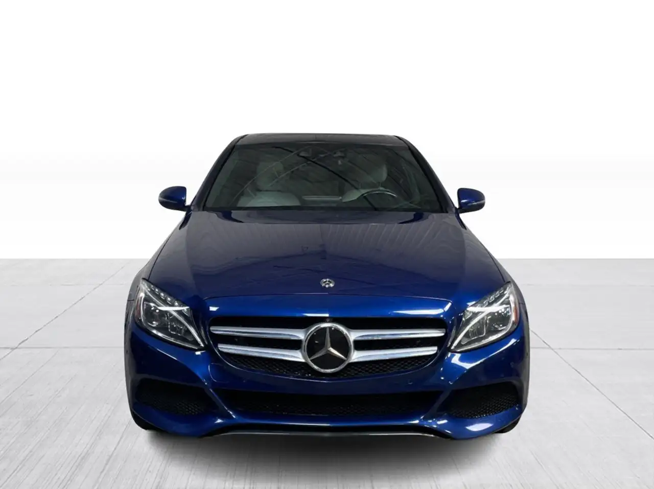 Mercedes-Benz C-Class photo Mercedes-Benz C-Class