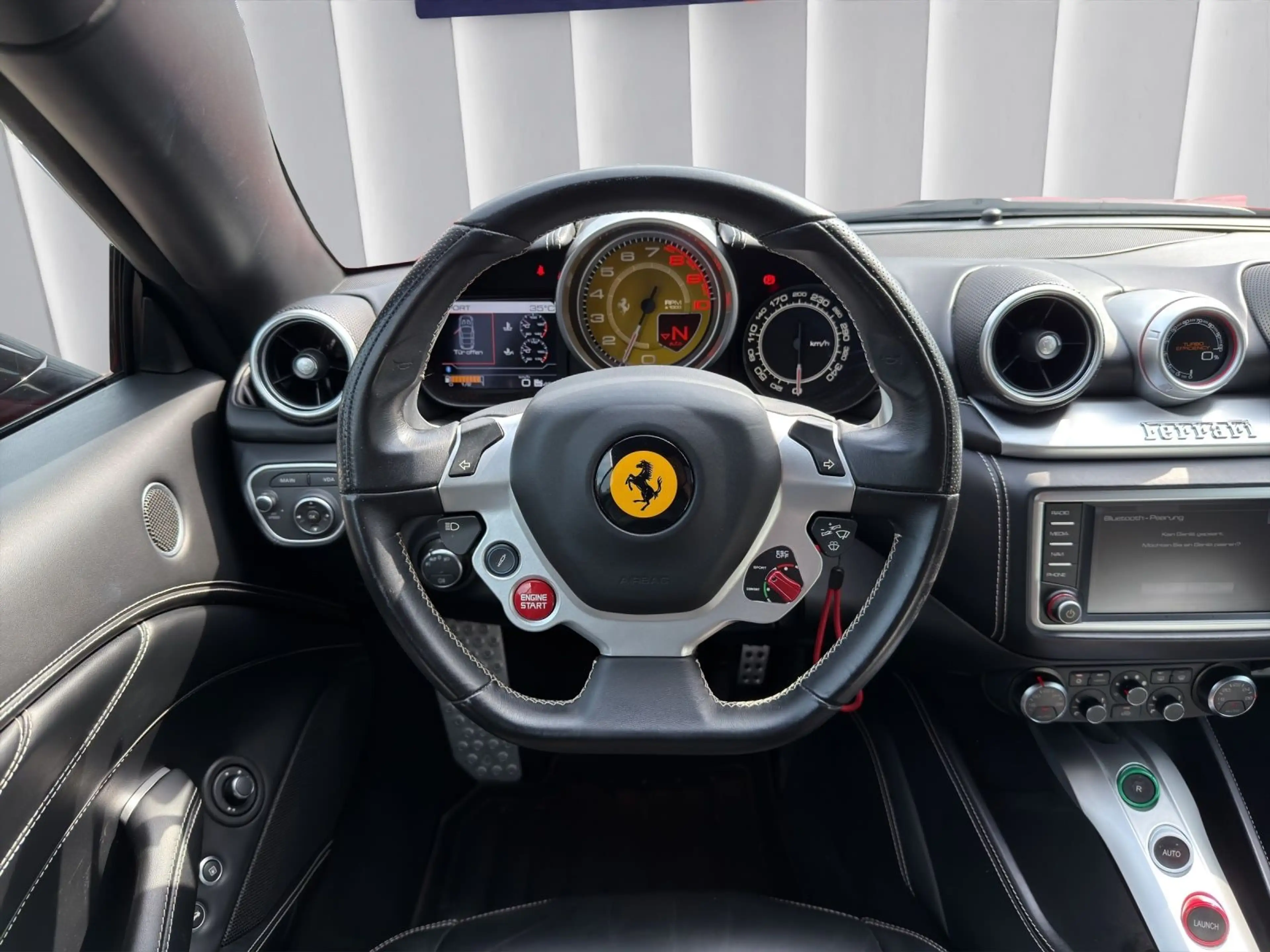 Ferrari California 3.9 V8 T *Garantie*Finanzierung* — photo 12