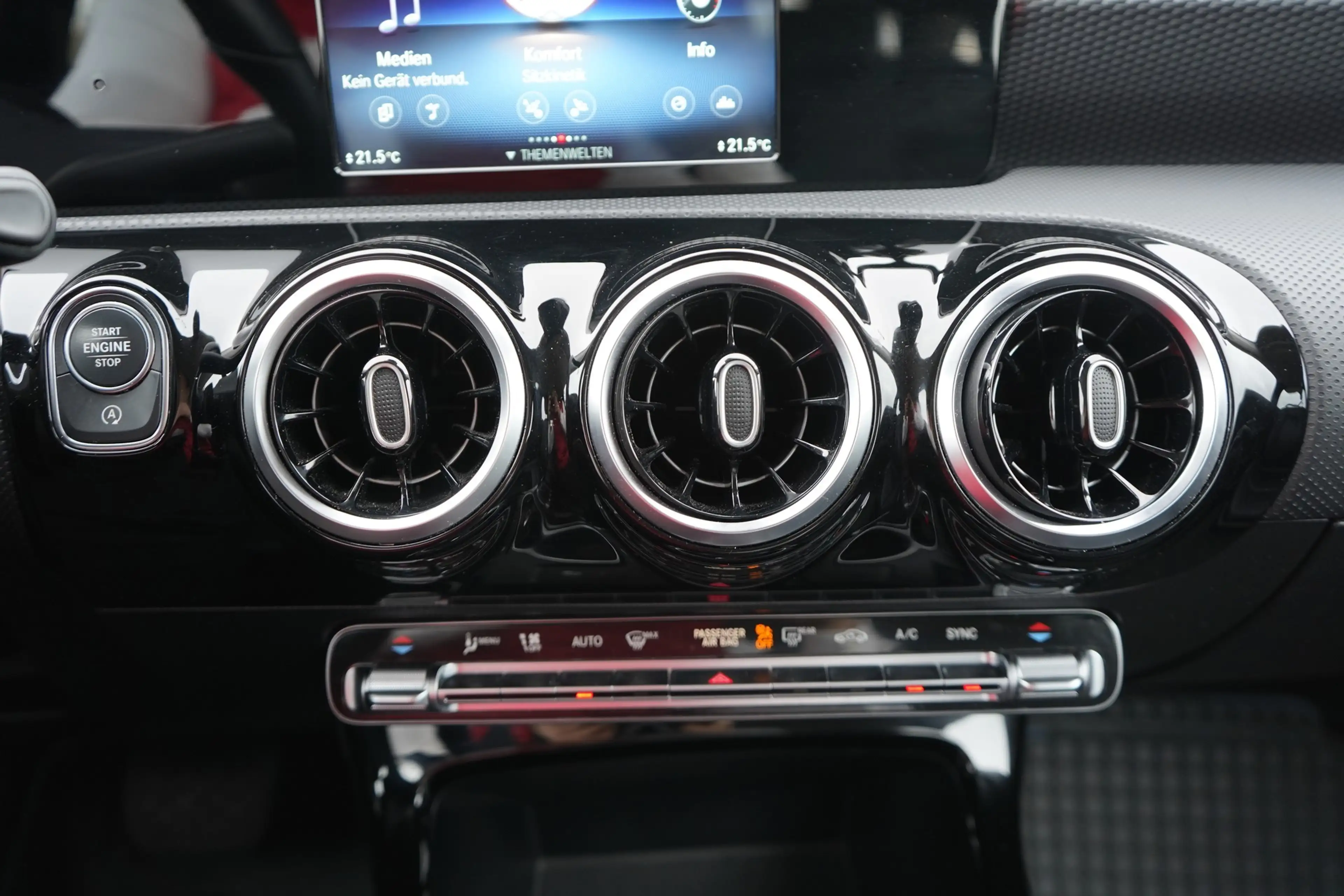 Mercedes-Benz CLA 250 Progressive 4Matic LED ACC Leder Keyless-G — photo 15