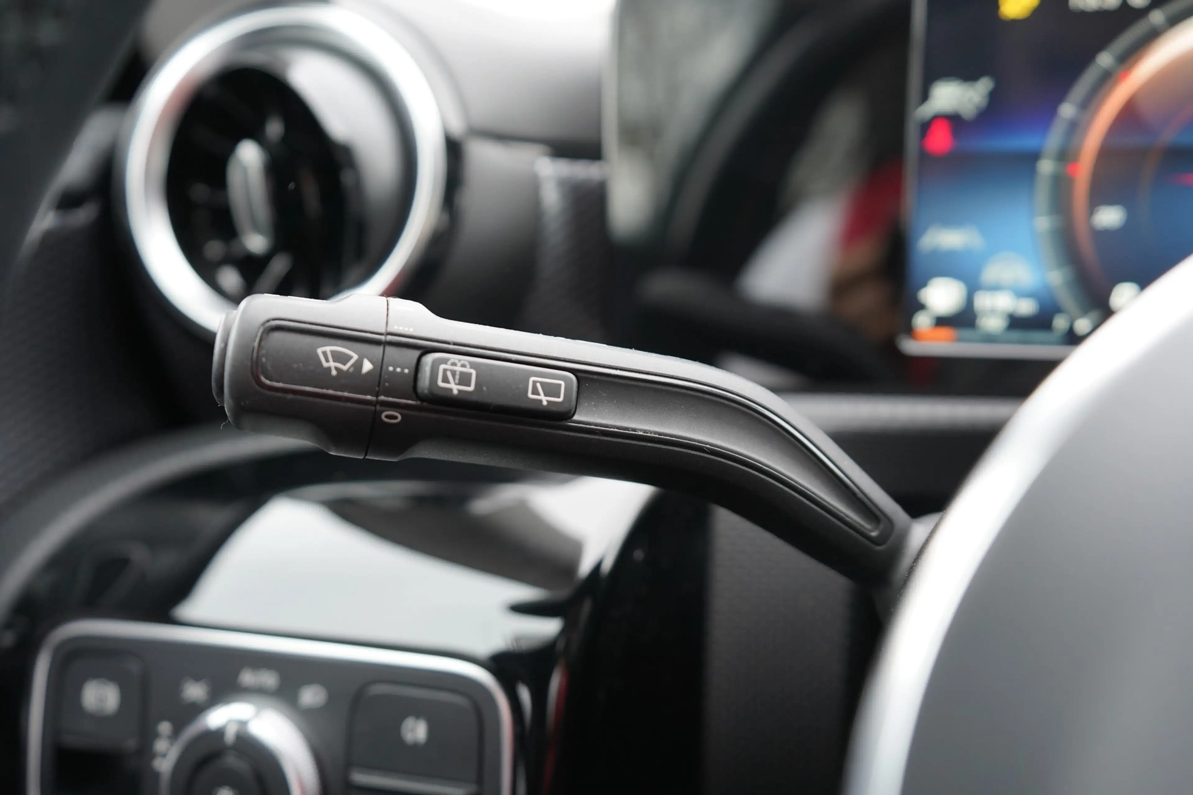 Mercedes-Benz CLA 250 Progressive 4Matic LED ACC Leder Keyless-G — photo 9